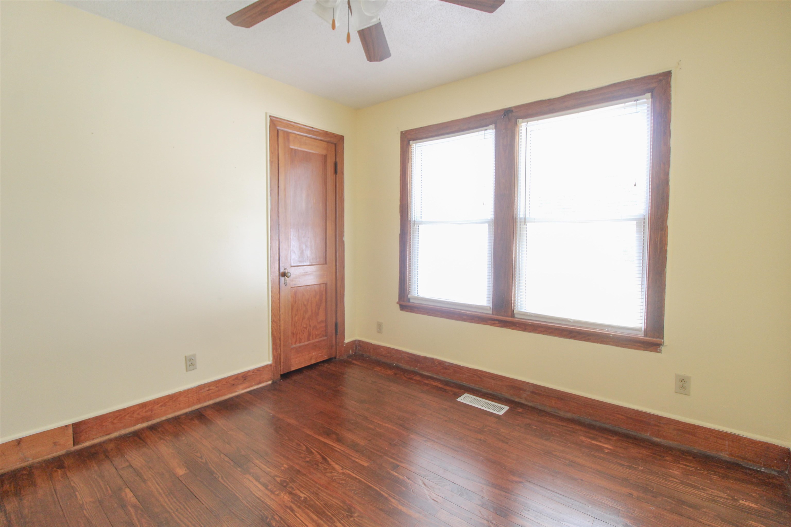 274 Joann St Property Photo 17