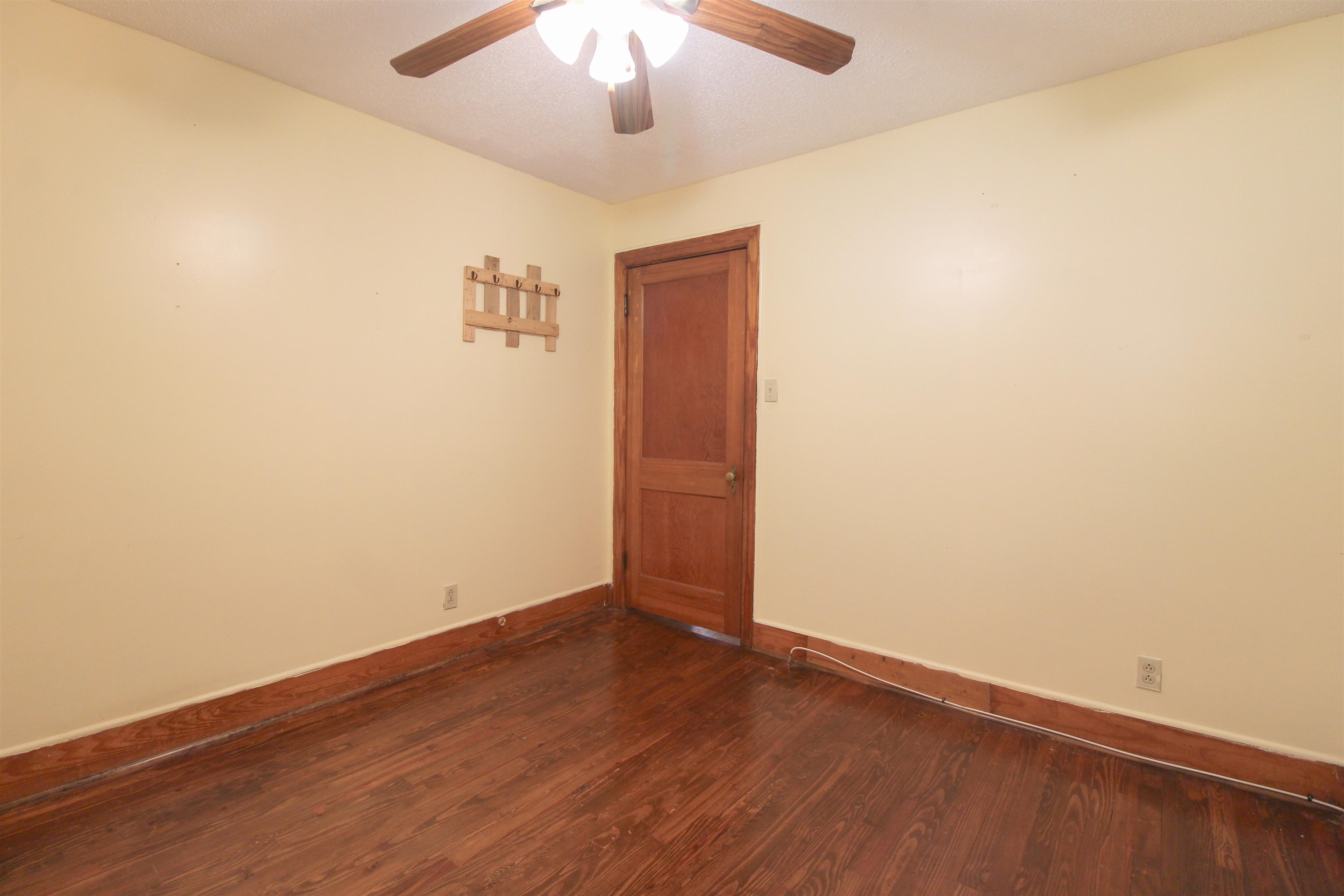 274 Joann St Property Photo 22