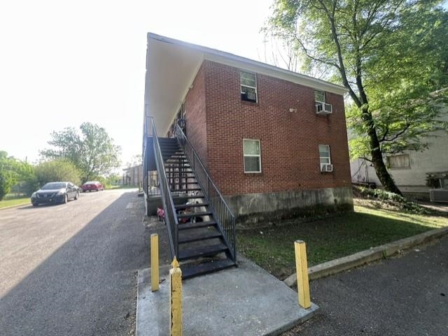 957 Wellington Ave Property Photo 14