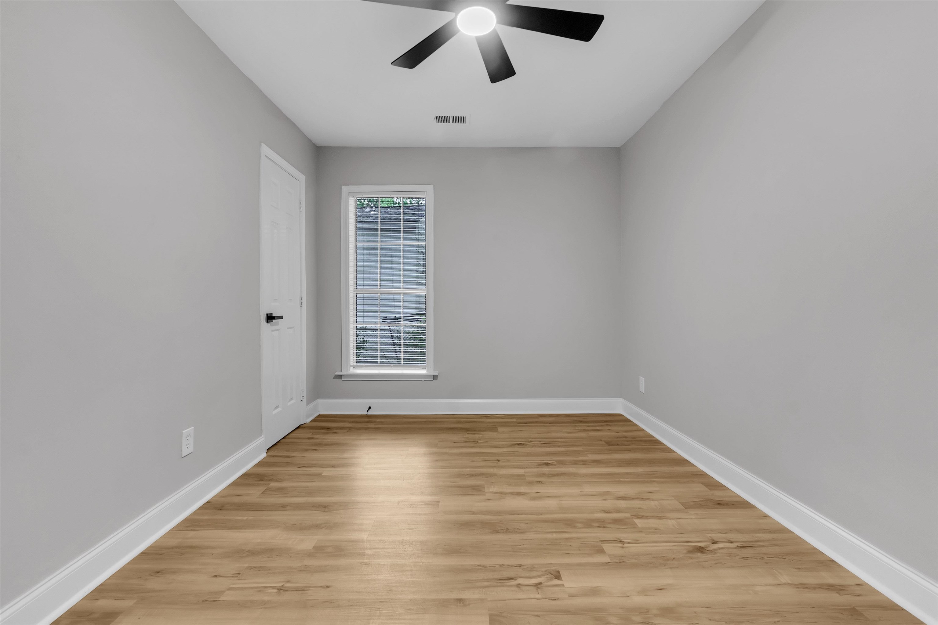 3608 Bowen Ave Property Photo 7