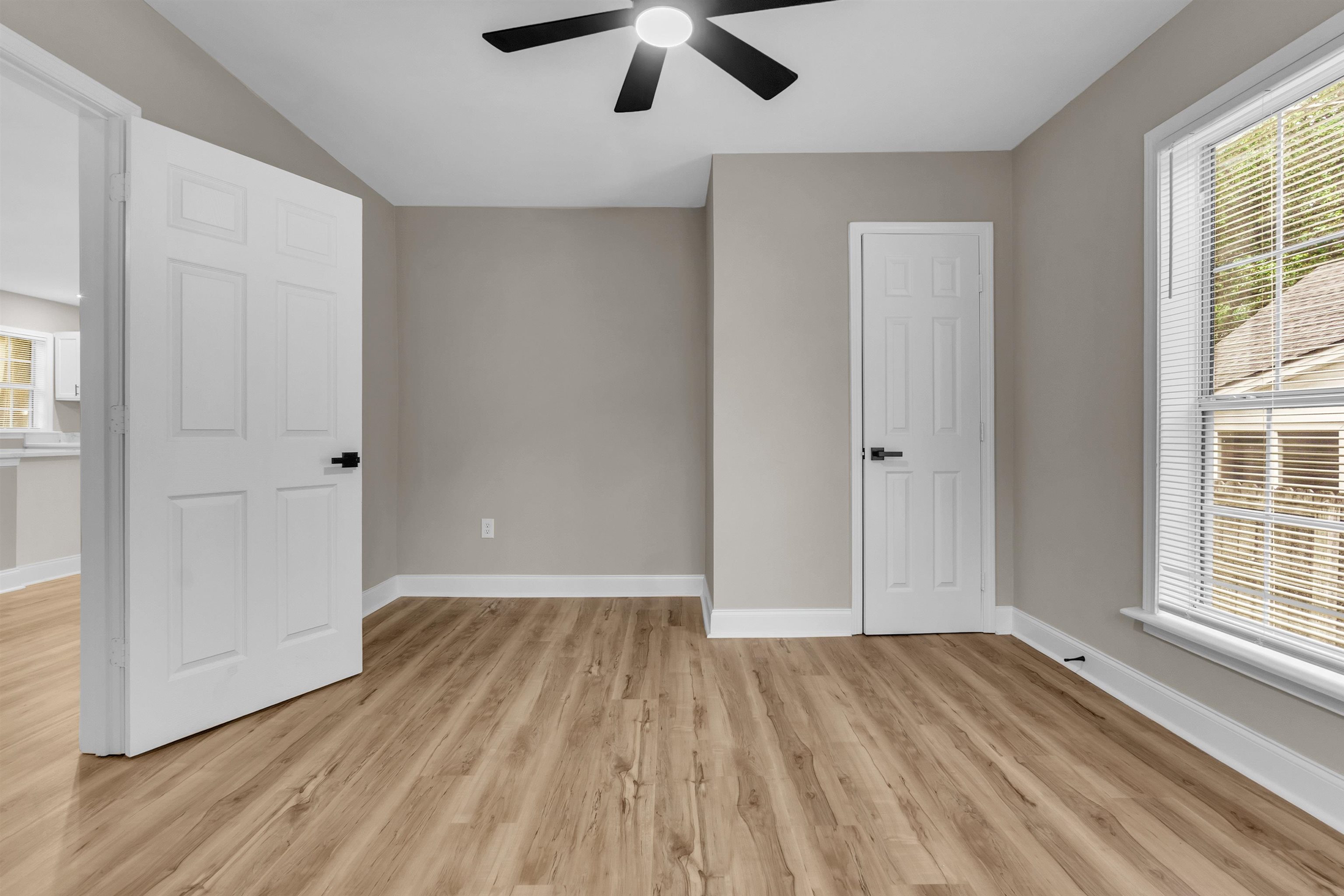 3608 Bowen Ave Property Photo 24