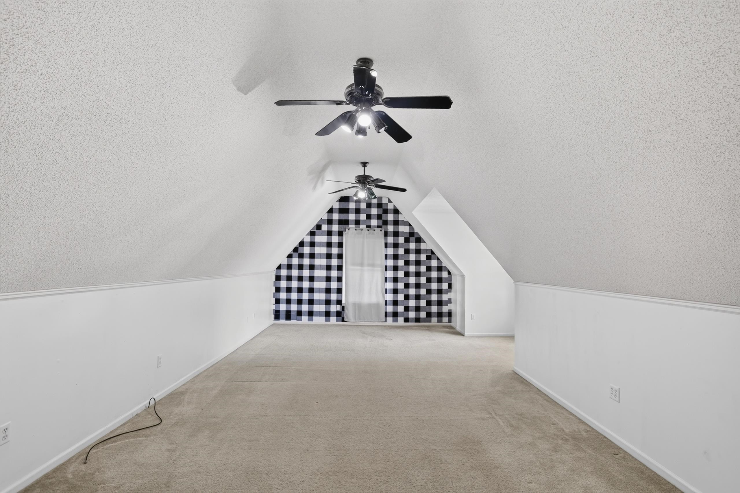 1715 Goldsmith Ct Property Photo 18