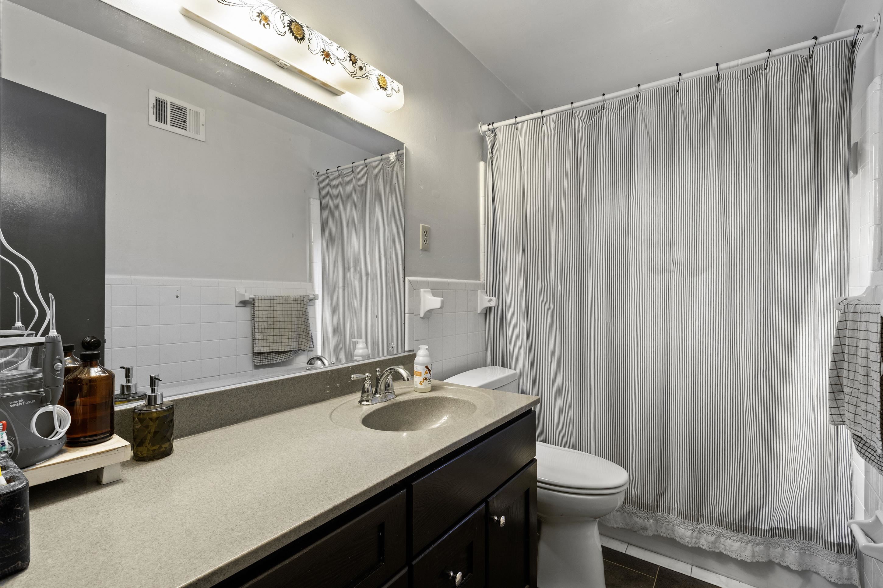 4838 Quince Rd Property Photo 11