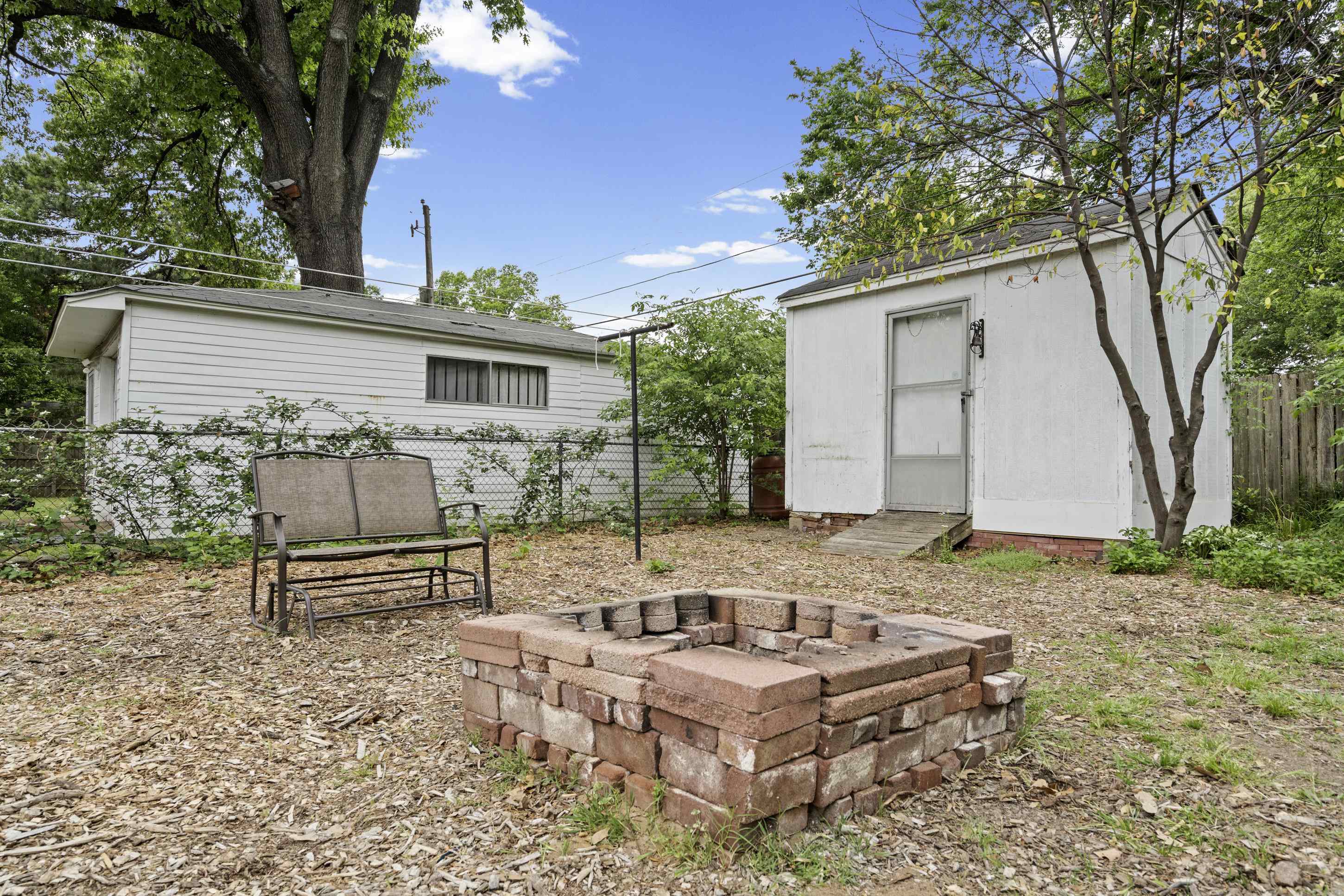 4838 Quince Rd Property Photo 19