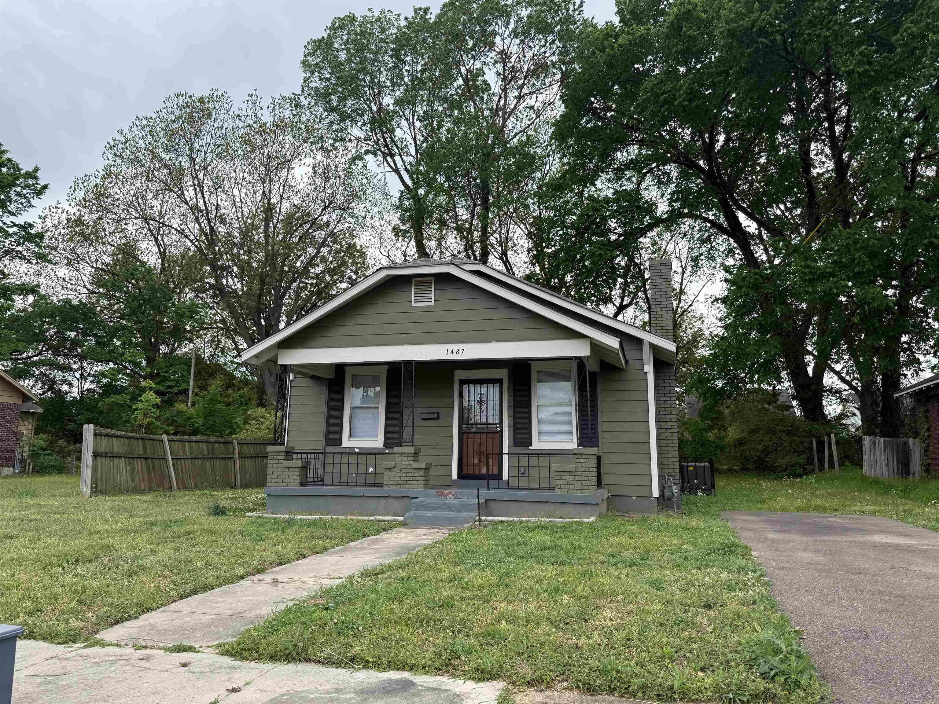 1487 SWIFT ST Property Photo 1
