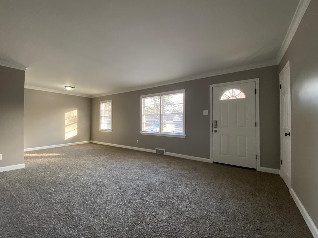 516 Jeanne Dr Property Photo 2