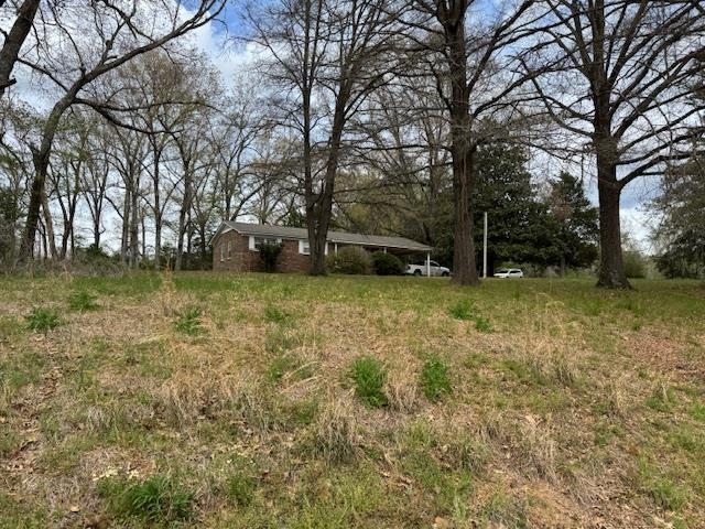 785 Lake Hardeman Rd Property Photo 2