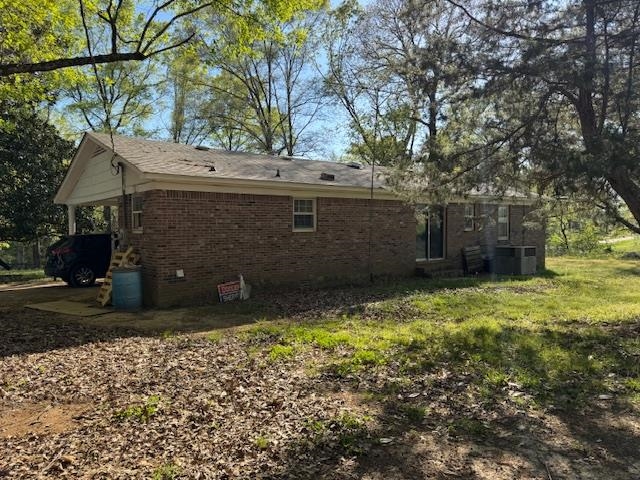 785 Lake Hardeman Rd Property Photo 3