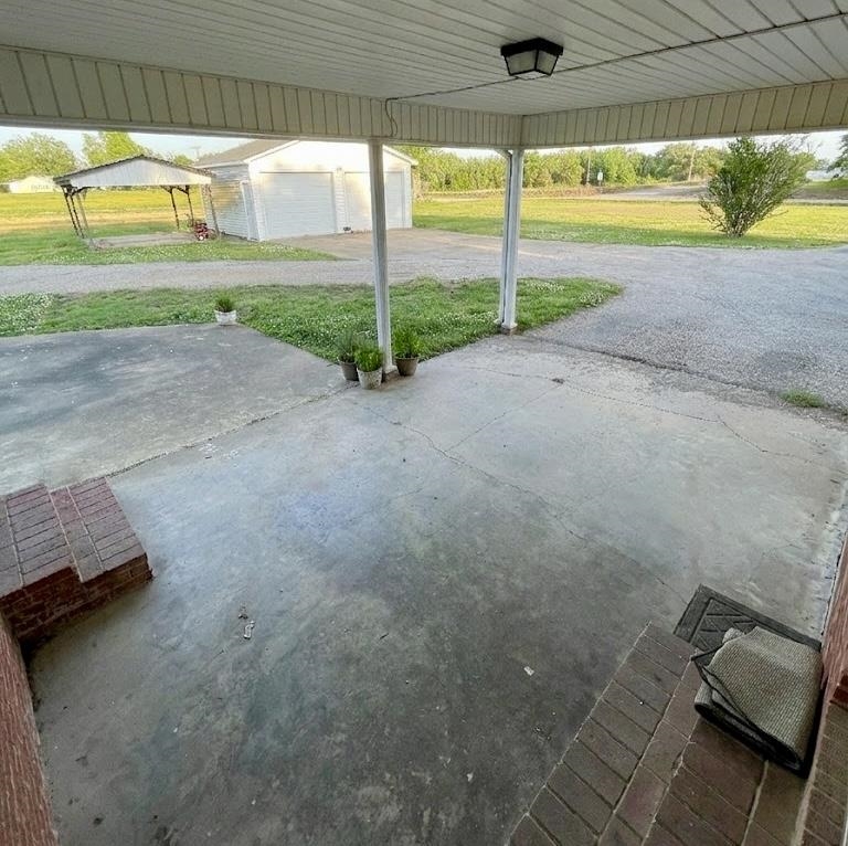 598 Gilchrist Rd Property Photo 15
