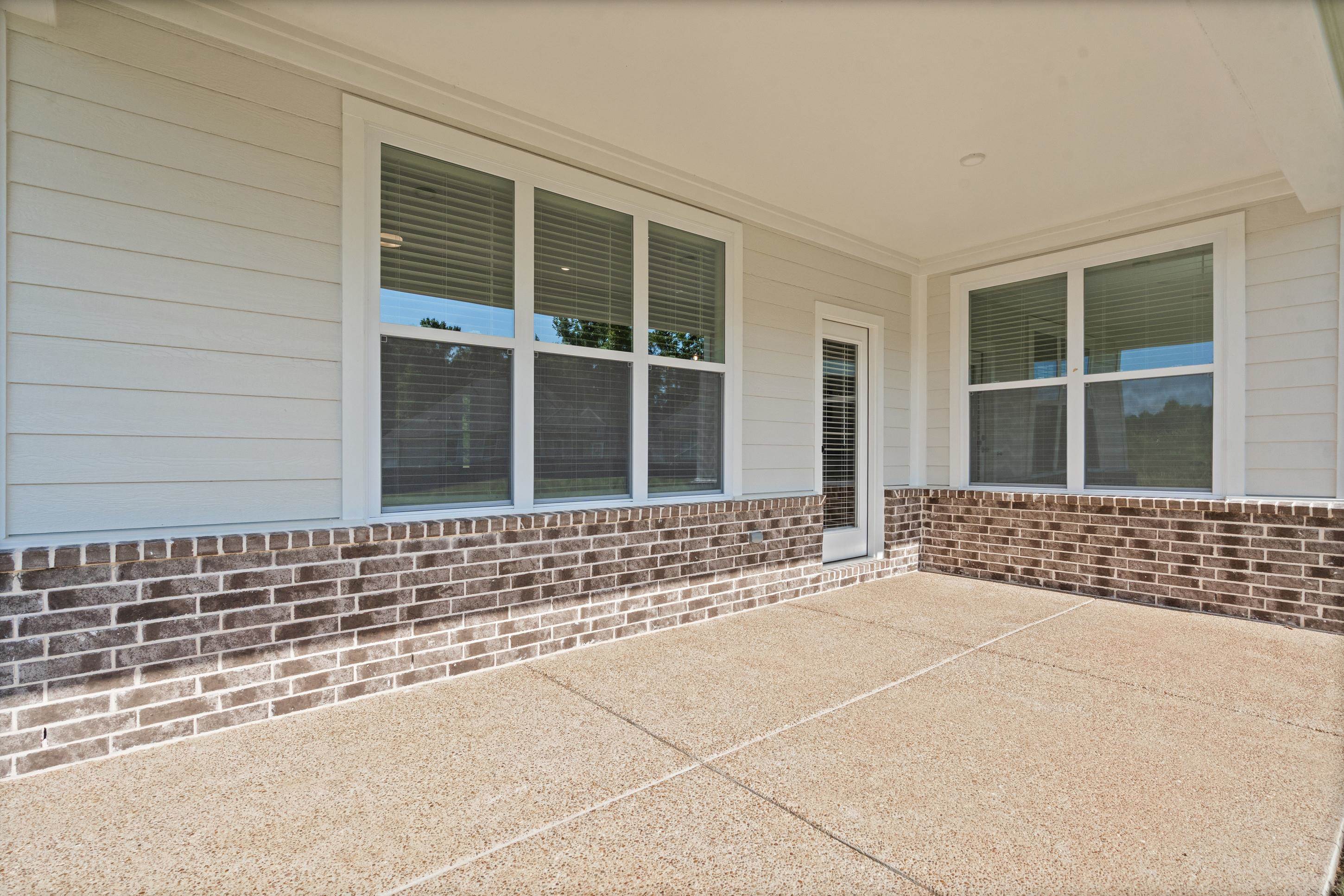 1127 Green Meadows Blvd Property Photo 19