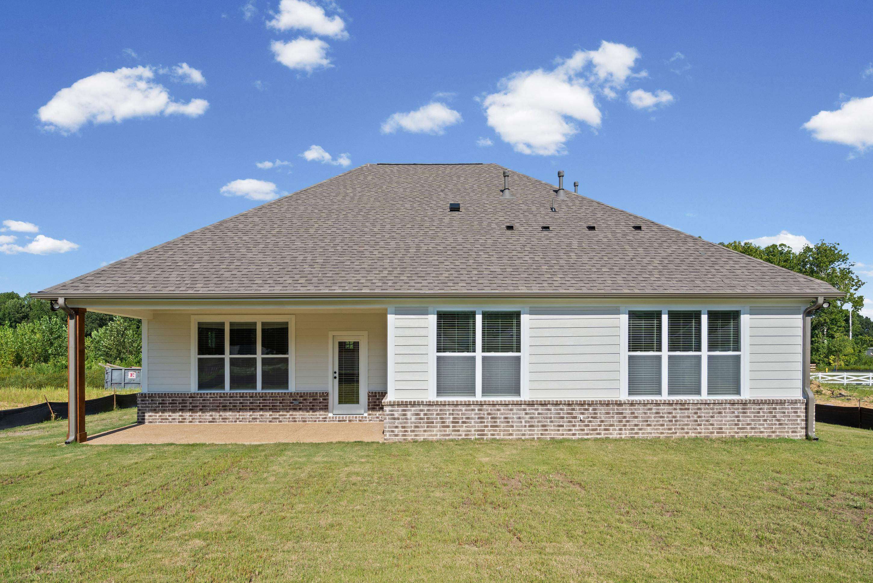 1127 Green Meadows Blvd Property Photo 20