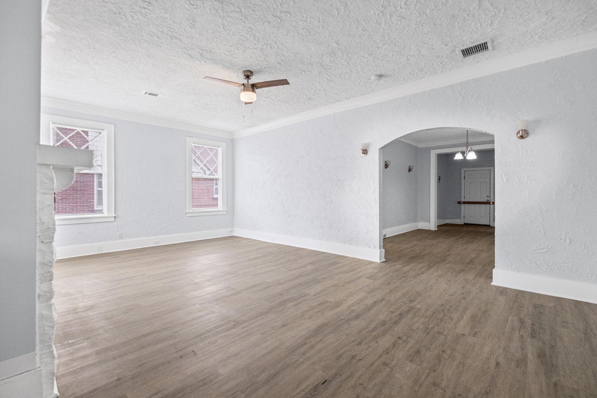 1024 Maury St Property Photo 5