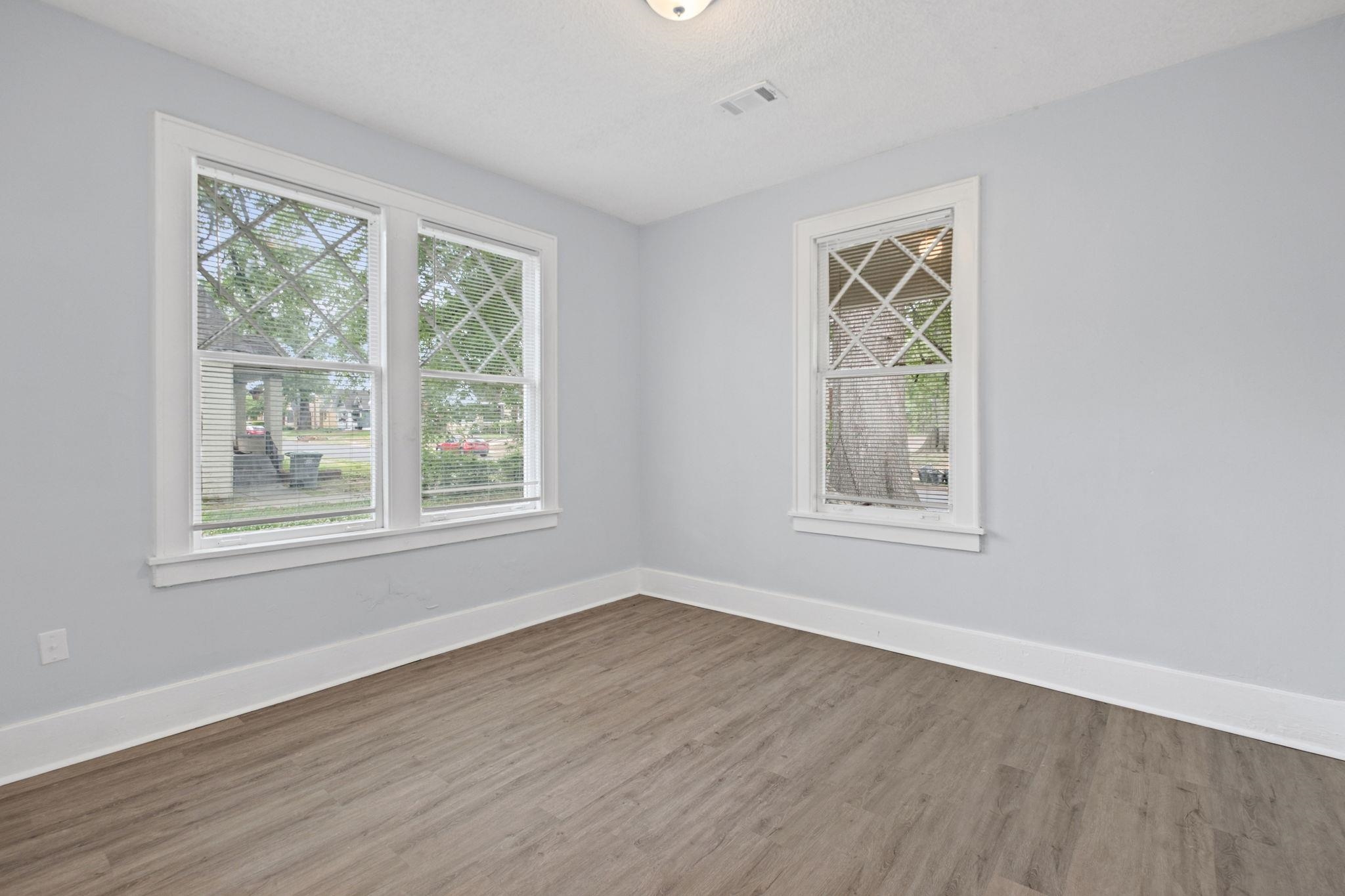 1024 Maury St Property Photo 12