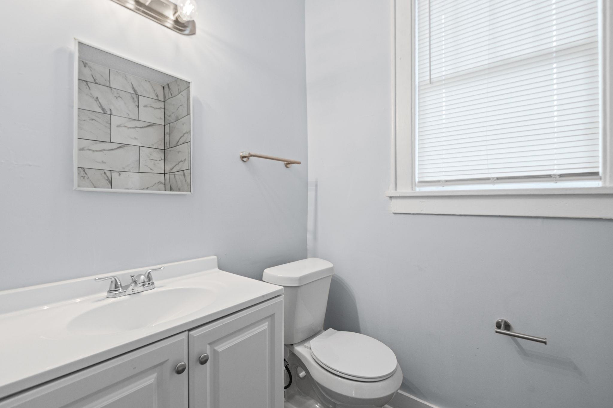 1024 Maury St Property Photo 16