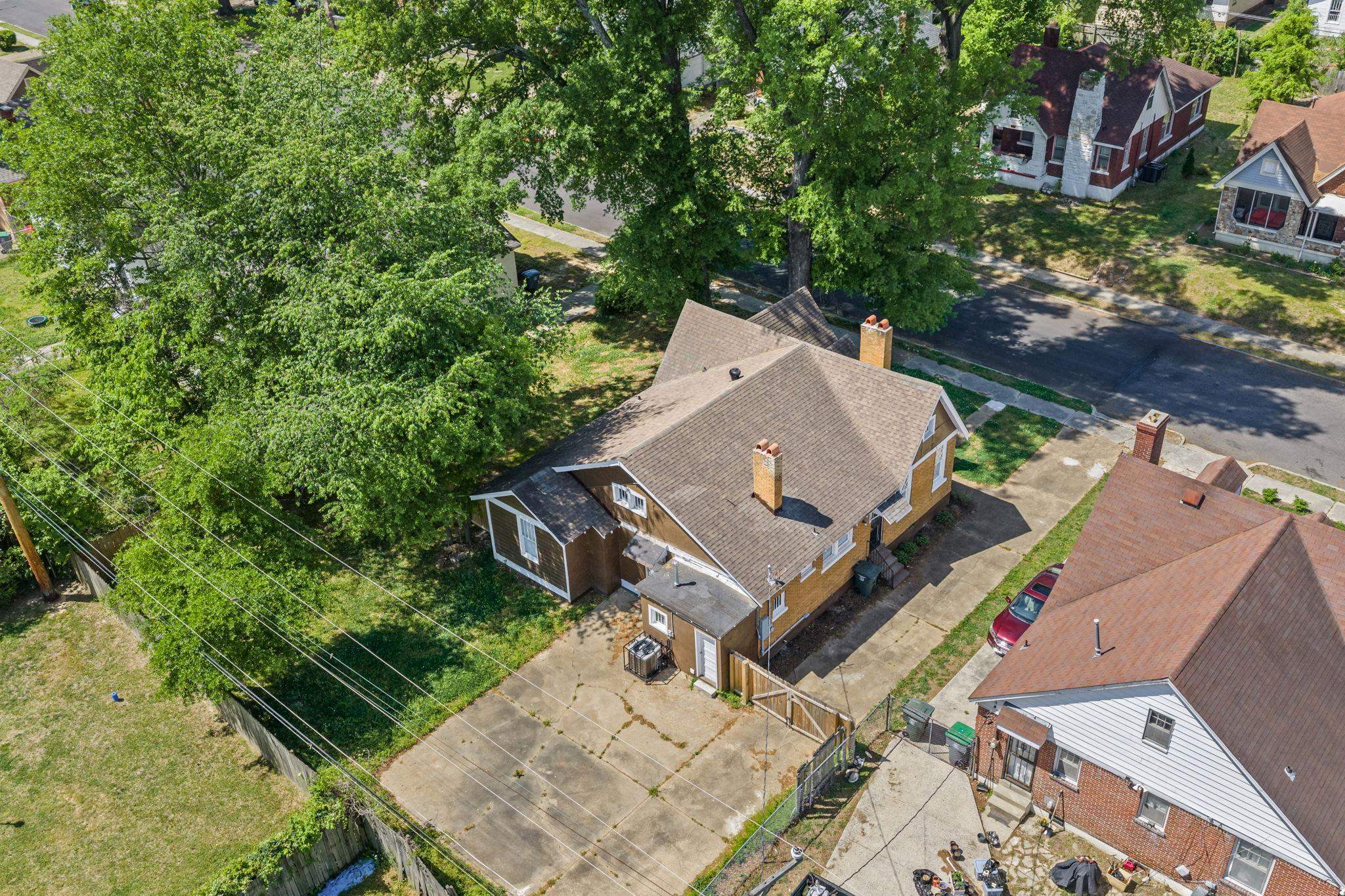 1024 Maury St Property Photo 19