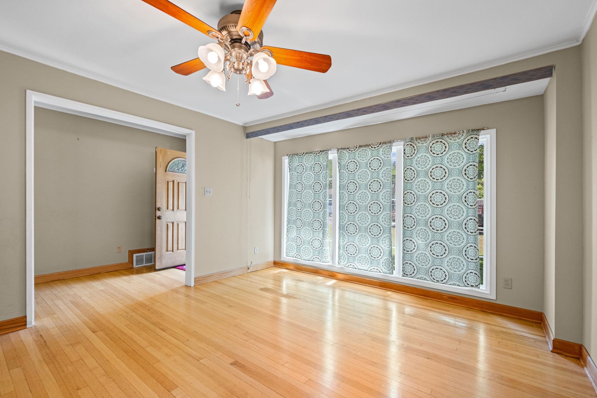4108 Hilldale Ave Property Photo 4