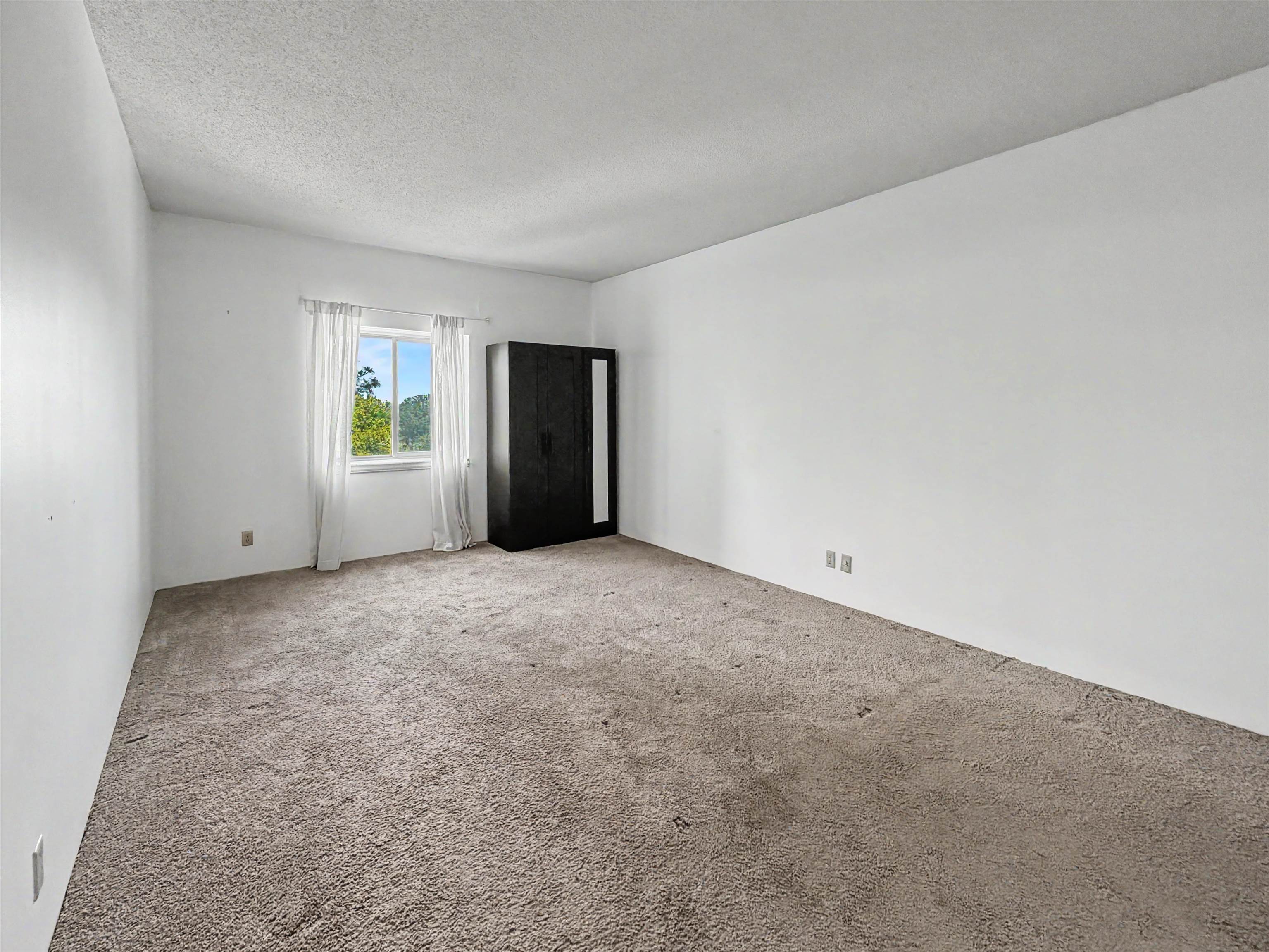 475 N Highland St 7j Property Photo 13