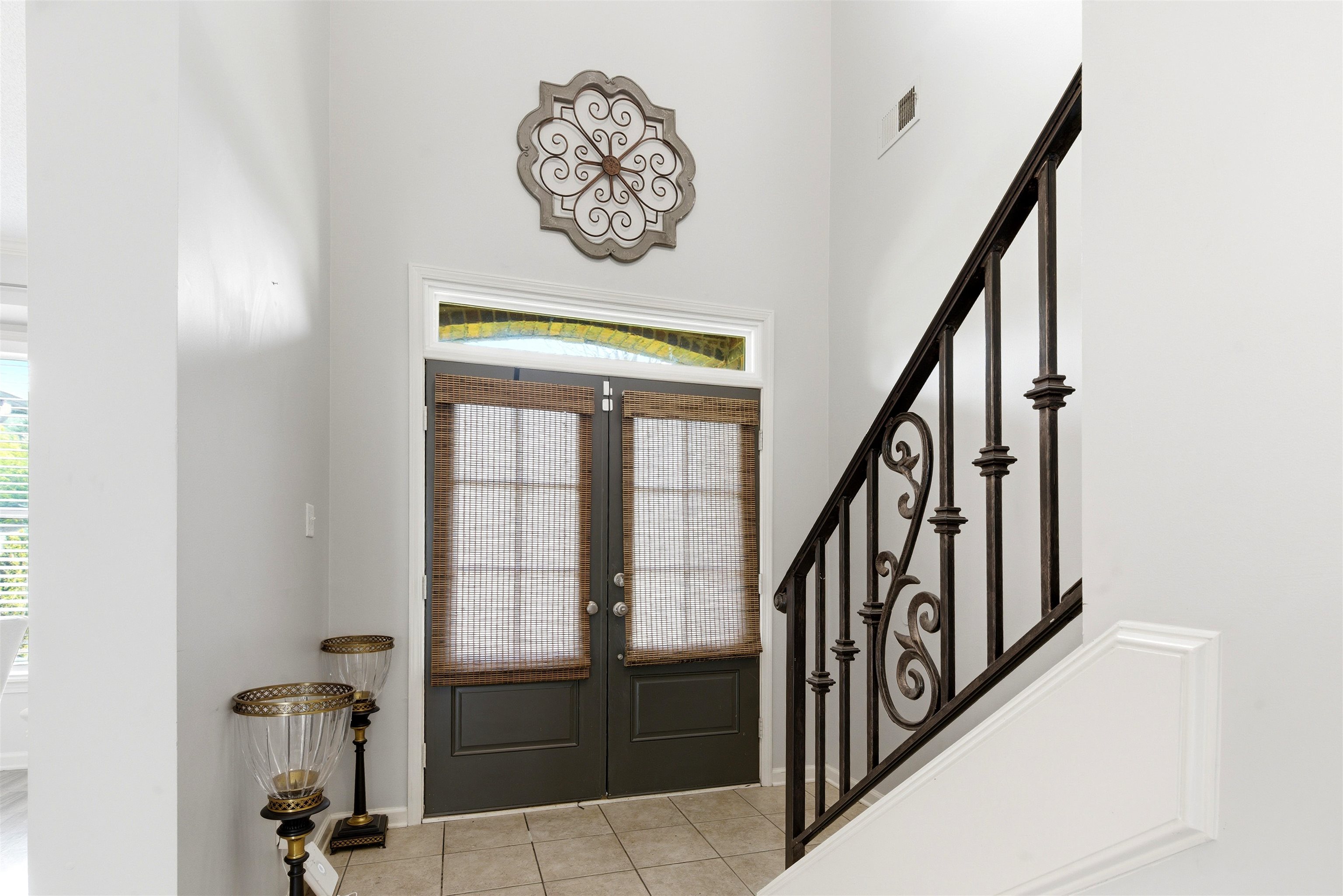 4669 Shira Dr Property Photo 2