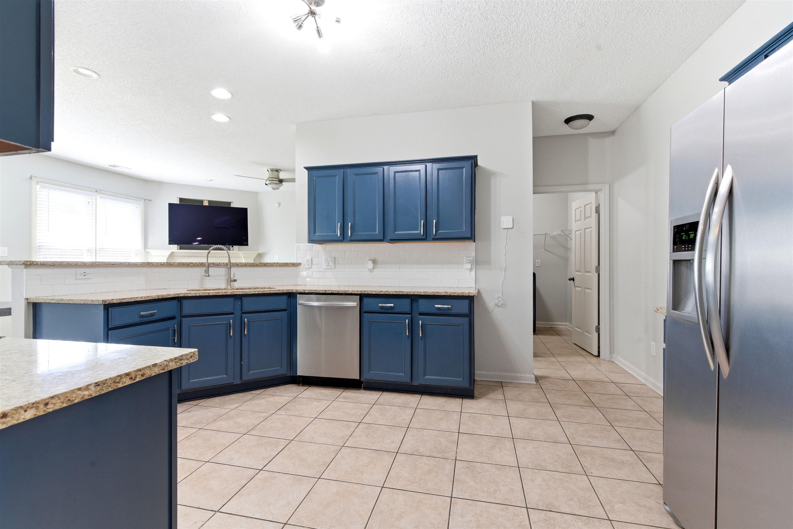 4669 Shira Dr Property Photo 3