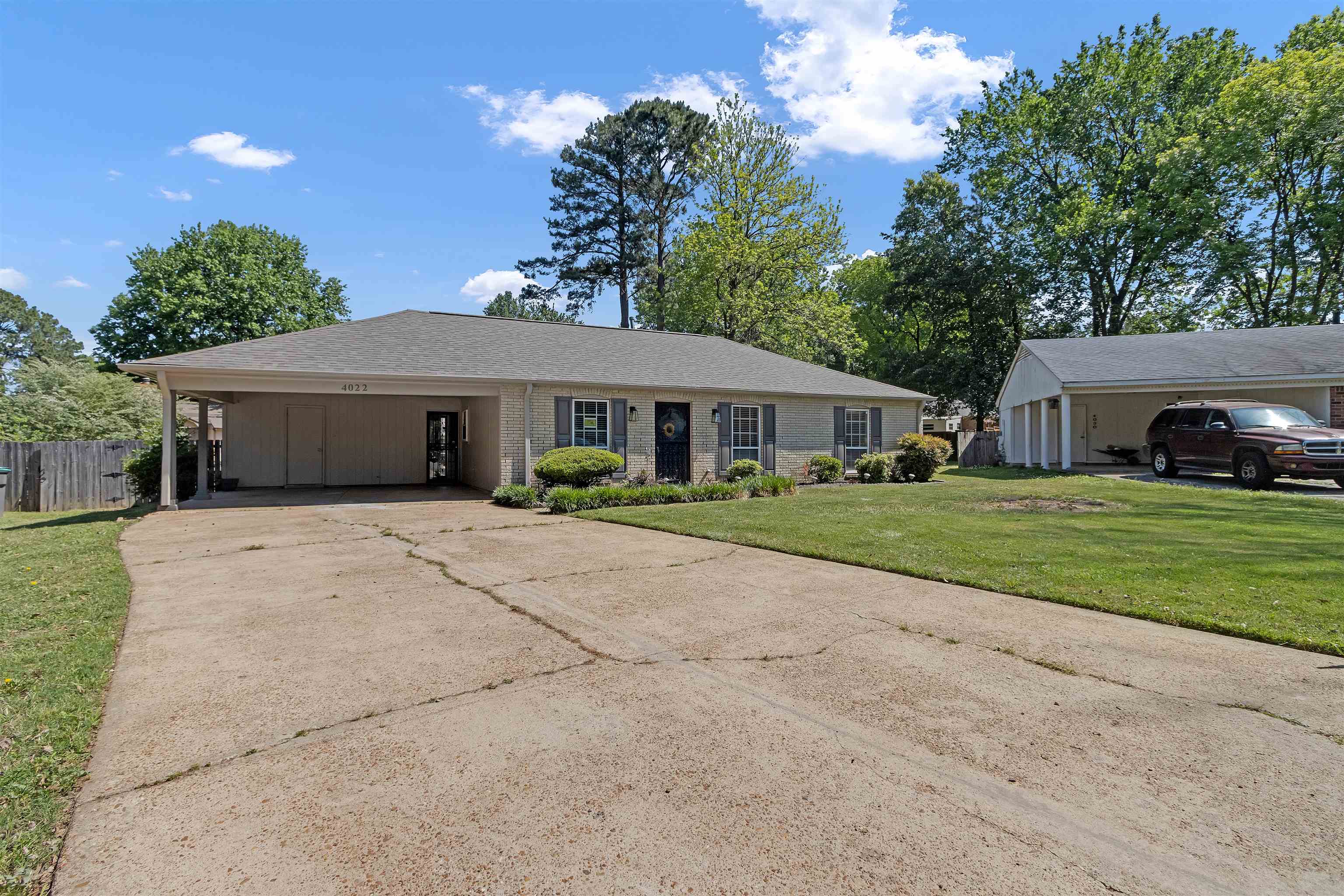 4022 CHINABERRY CV Property Photo 1