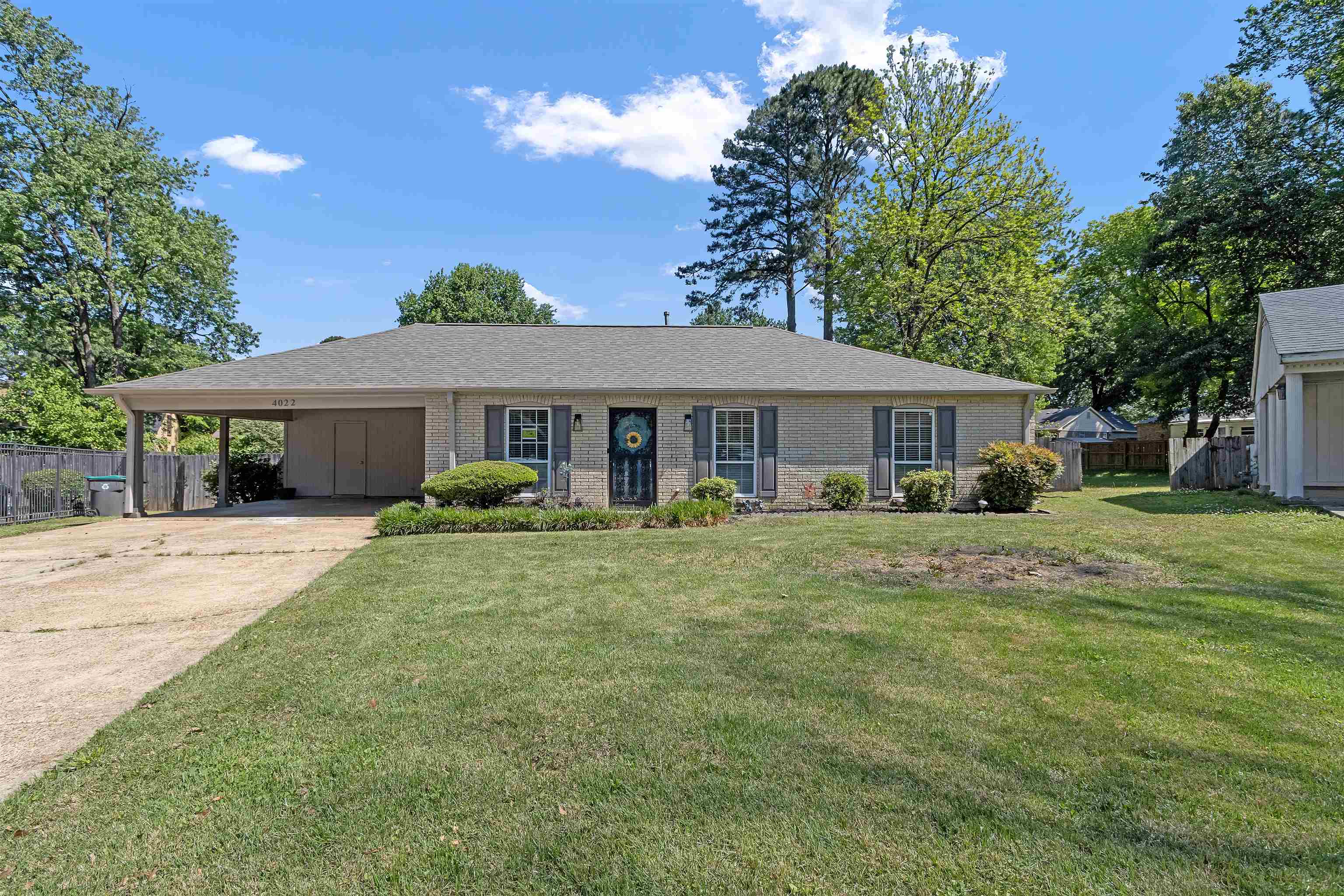 4022 Chinaberry Cv Property Photo 2