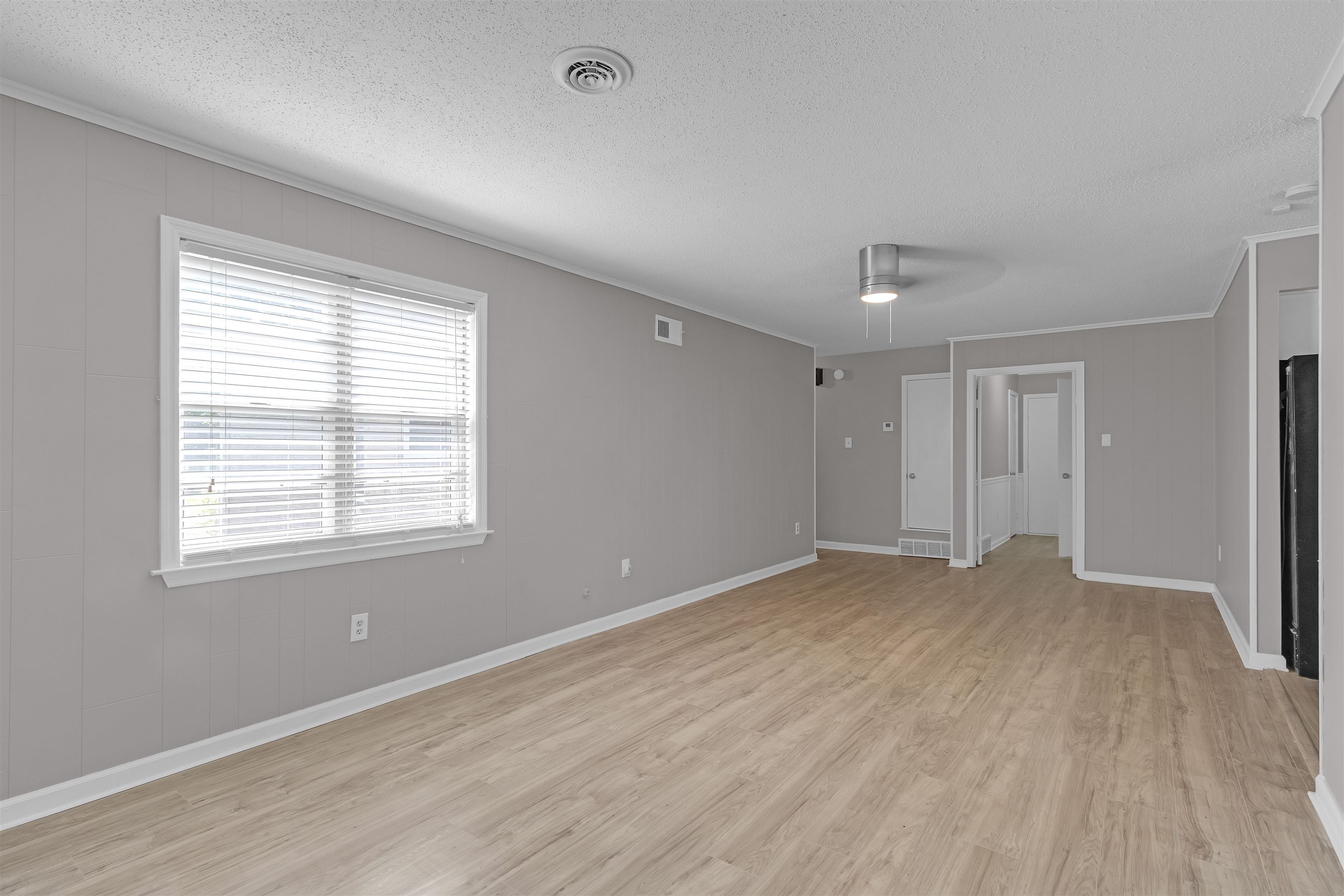 4022 Chinaberry Cv Property Photo 9