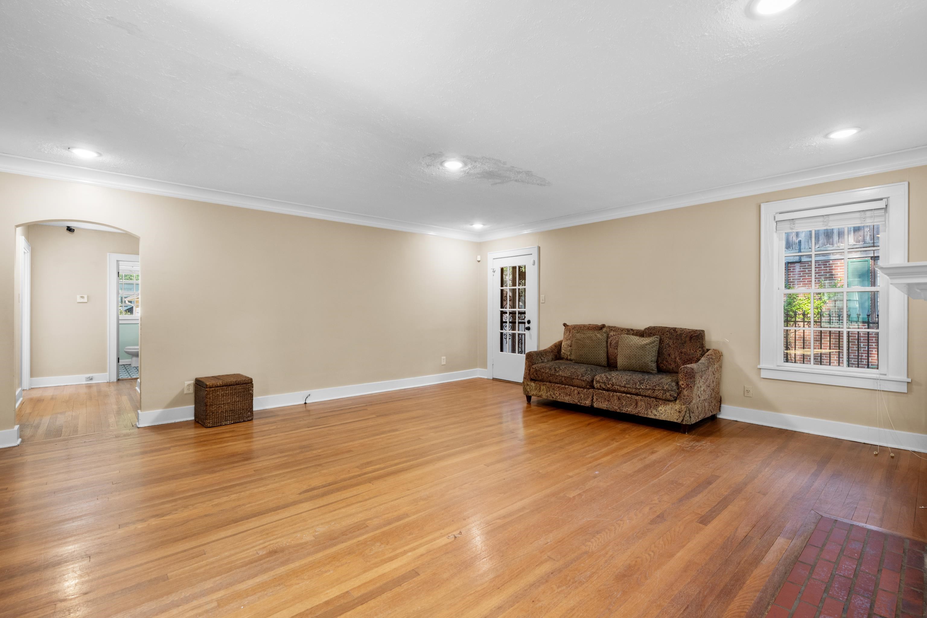 3592 Cowden Ave Property Photo 5
