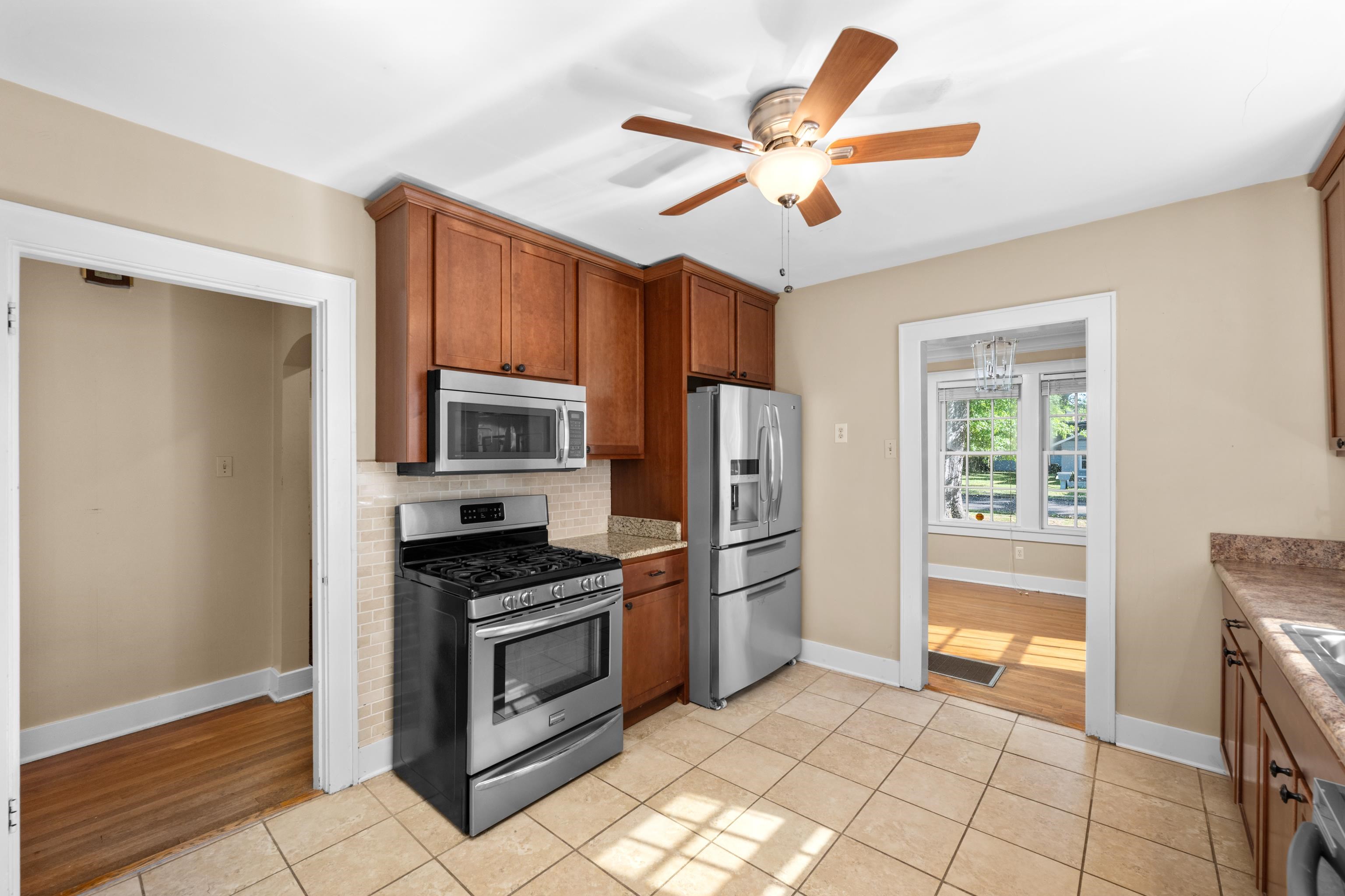 3592 Cowden Ave Property Photo 10