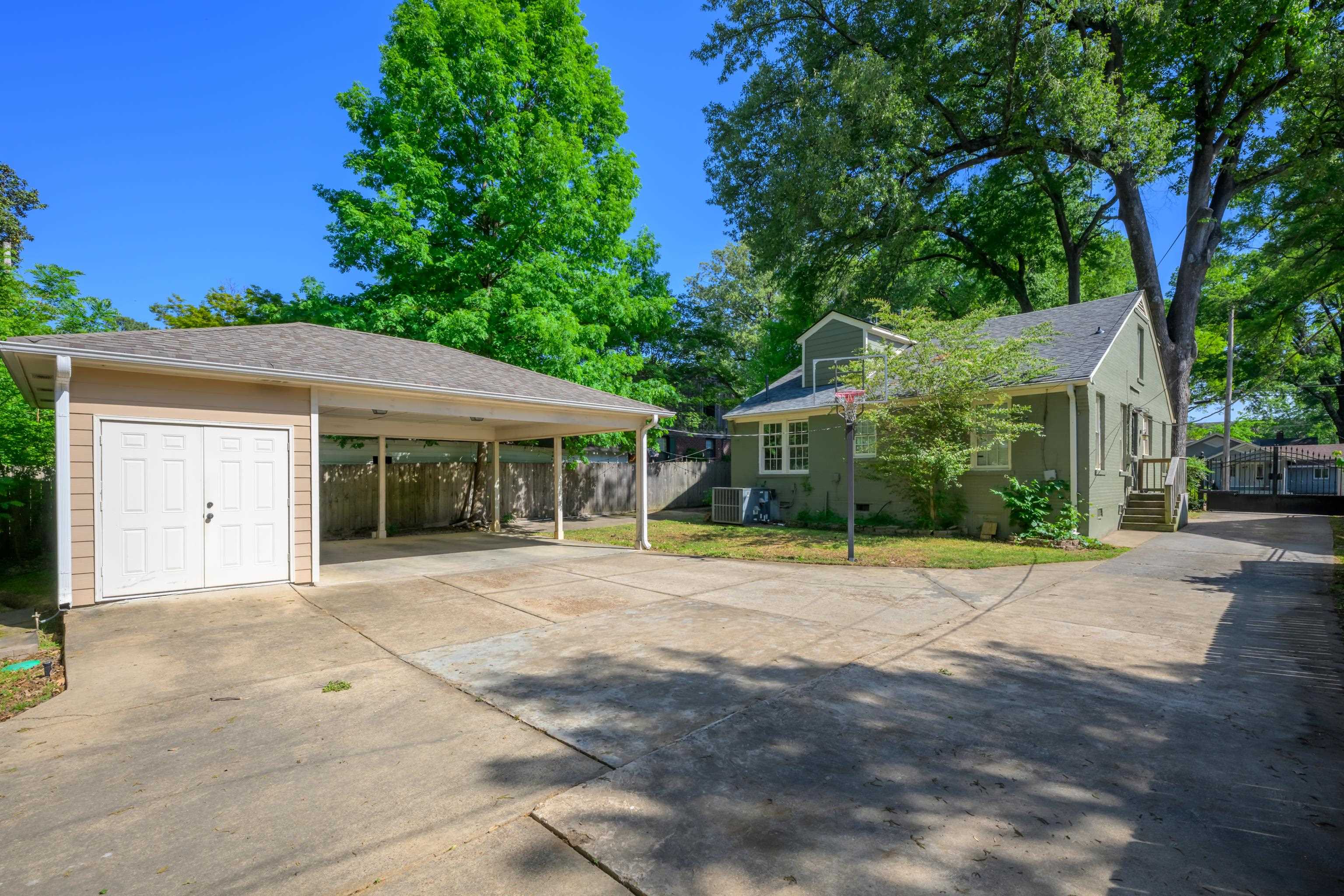 3592 Cowden Ave Property Photo 25