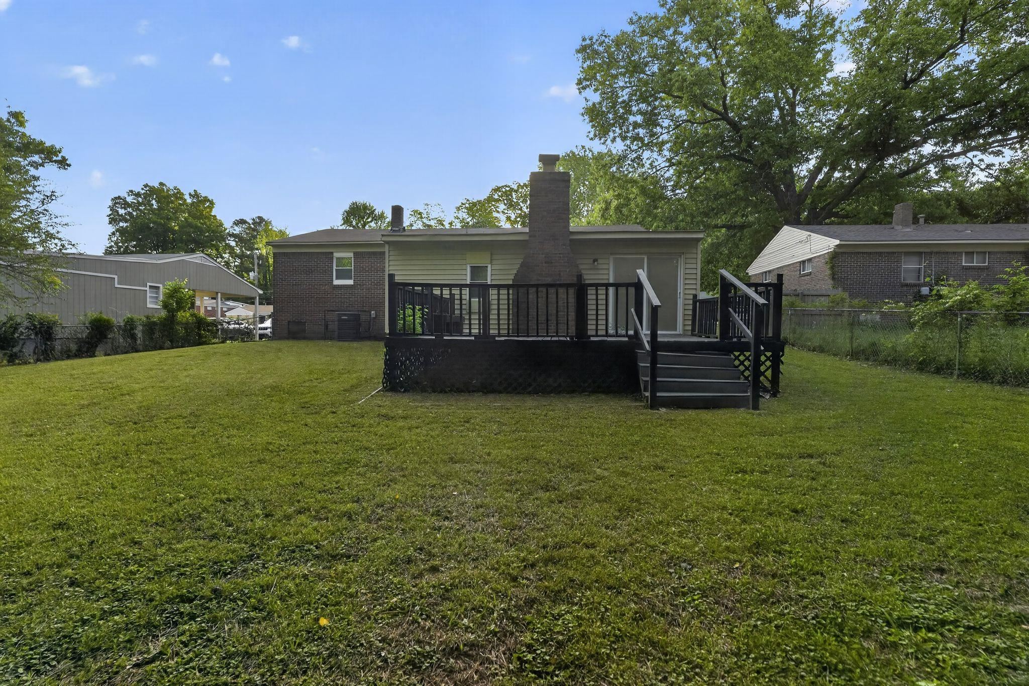 3603 England St Property Photo 3