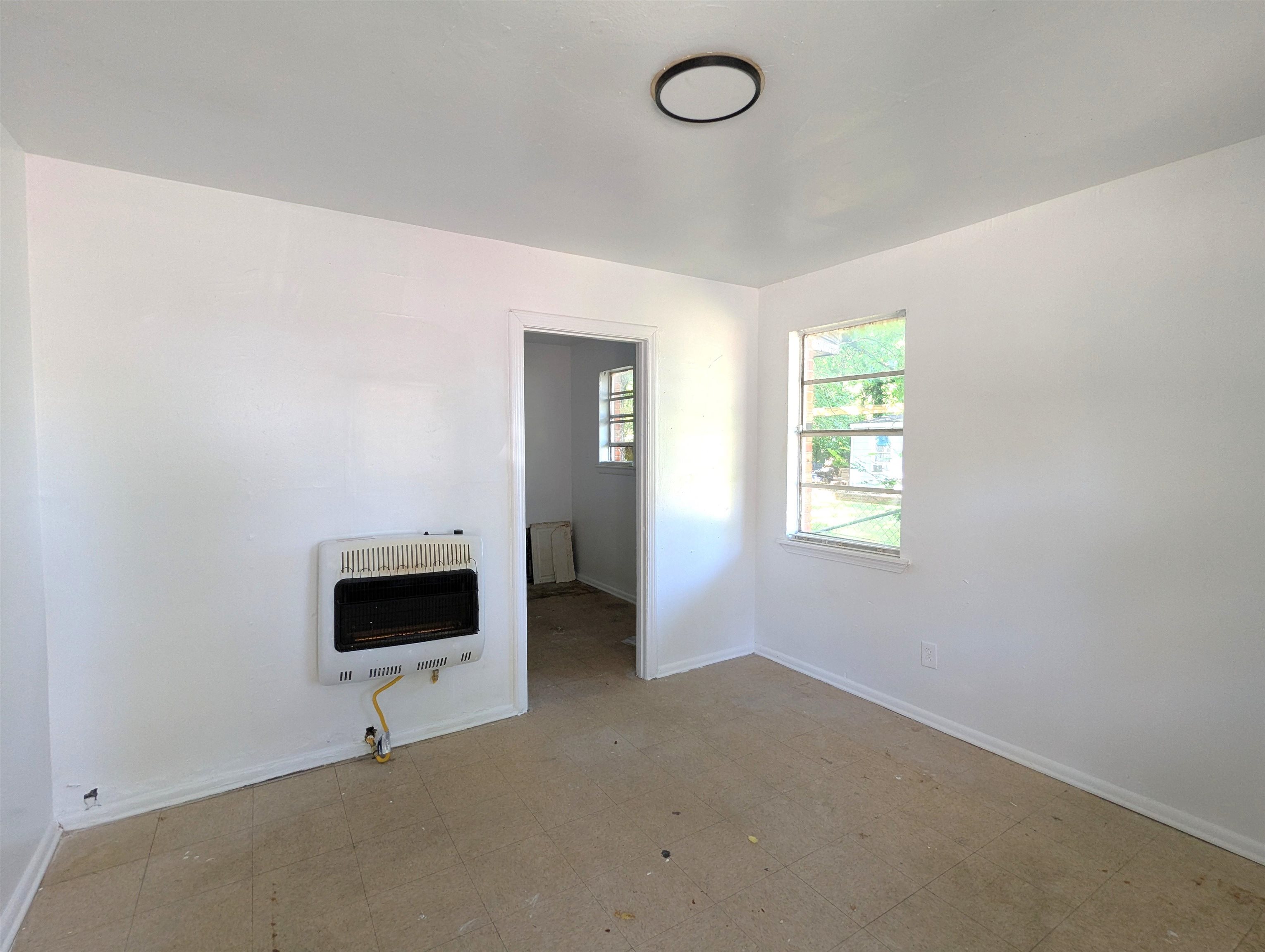 2161 Howell Ave Property Photo 3