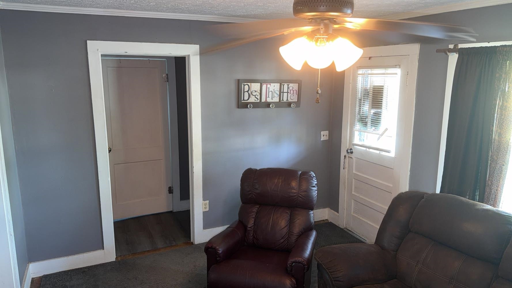 415 Patterson Rd Property Photo 4