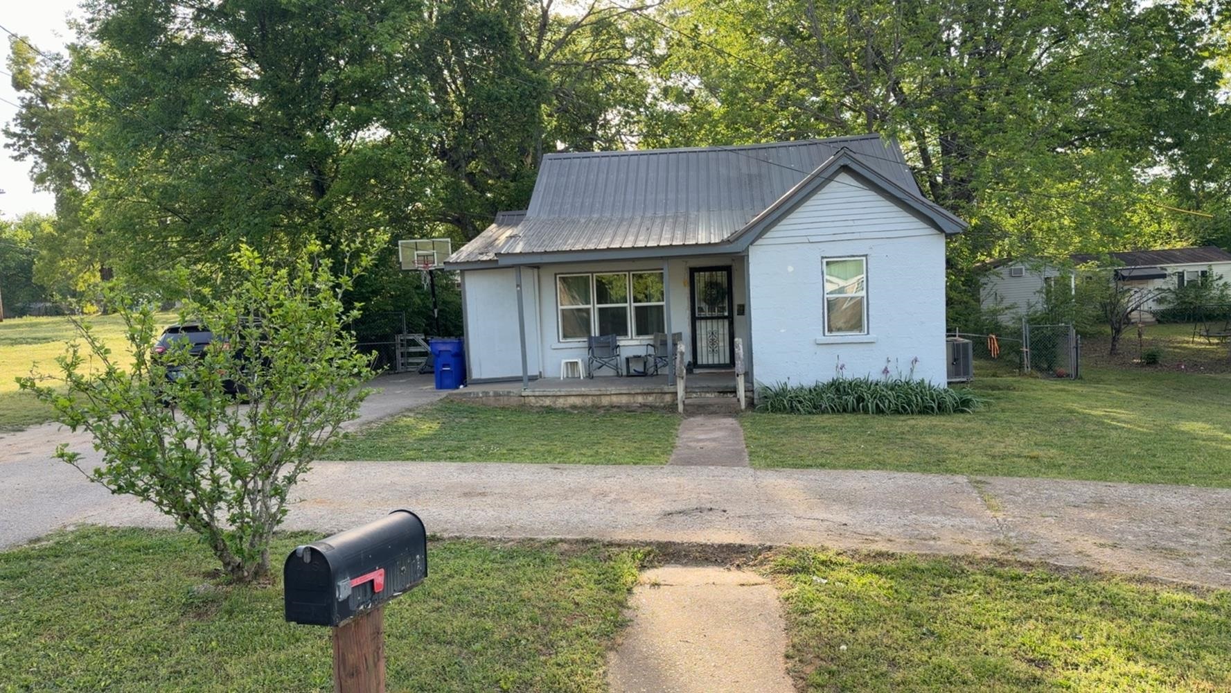415 Patterson Rd Property Photo 18