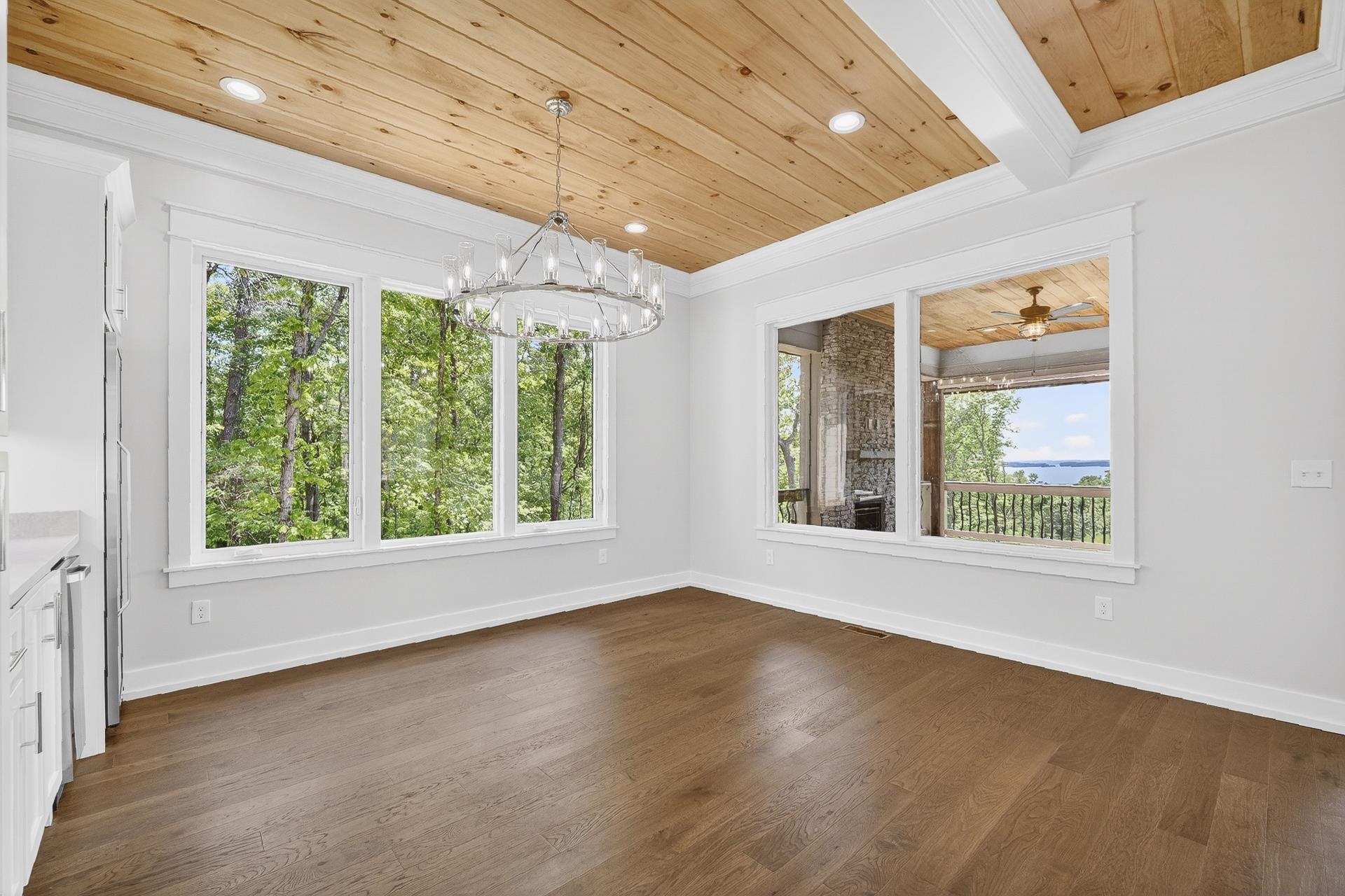 205 Pioneer Trl Property Photo 16