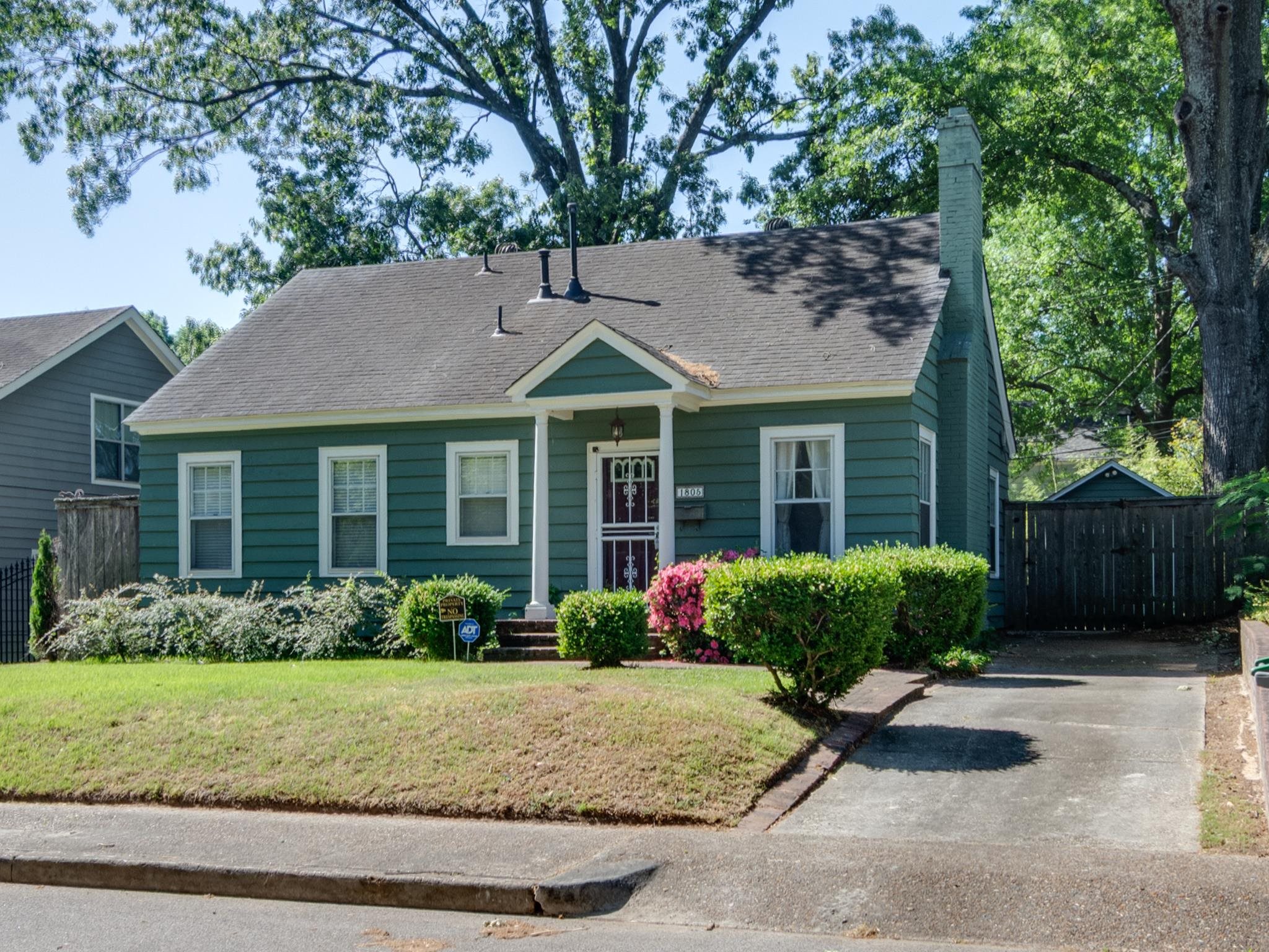 1805 Mignon Ave Property Photo 2