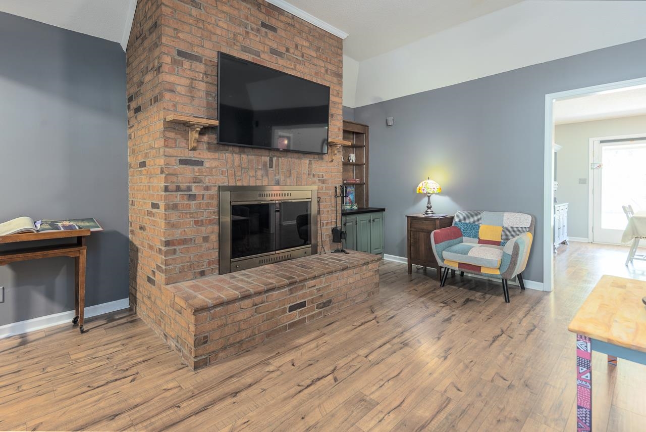 3577 Englishill Dr Property Photo 5