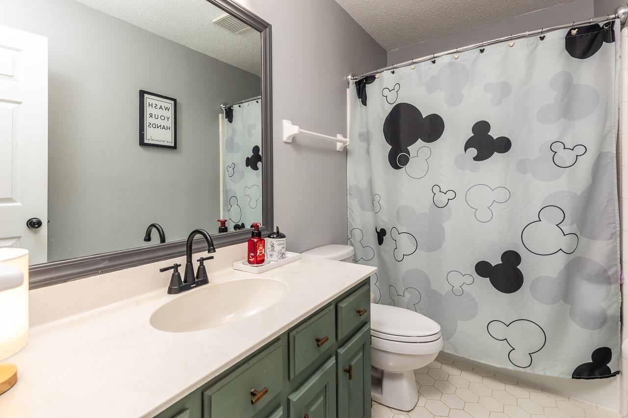 3577 Englishill Dr Property Photo 22