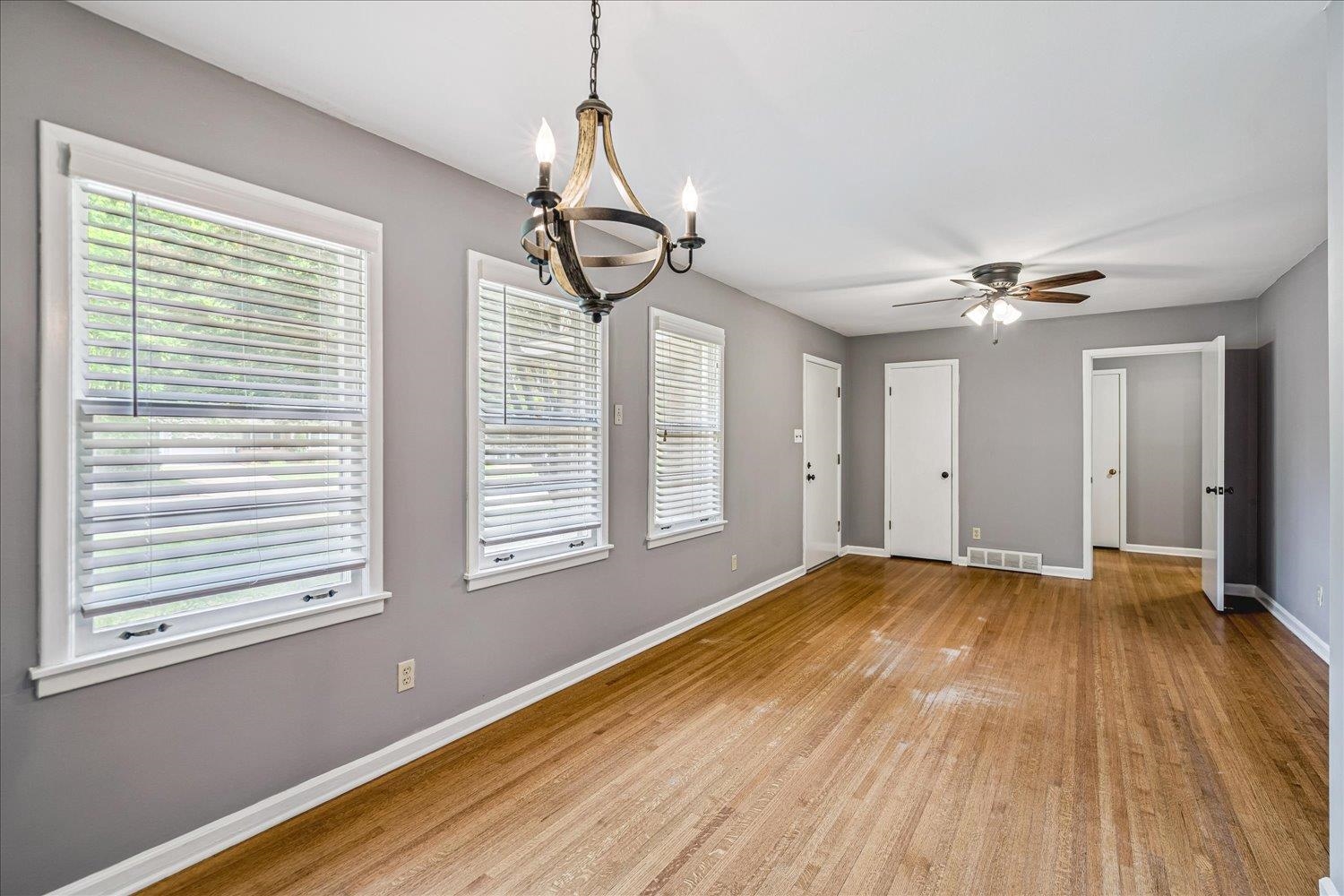 1483 Woodston Rd Property Photo 9