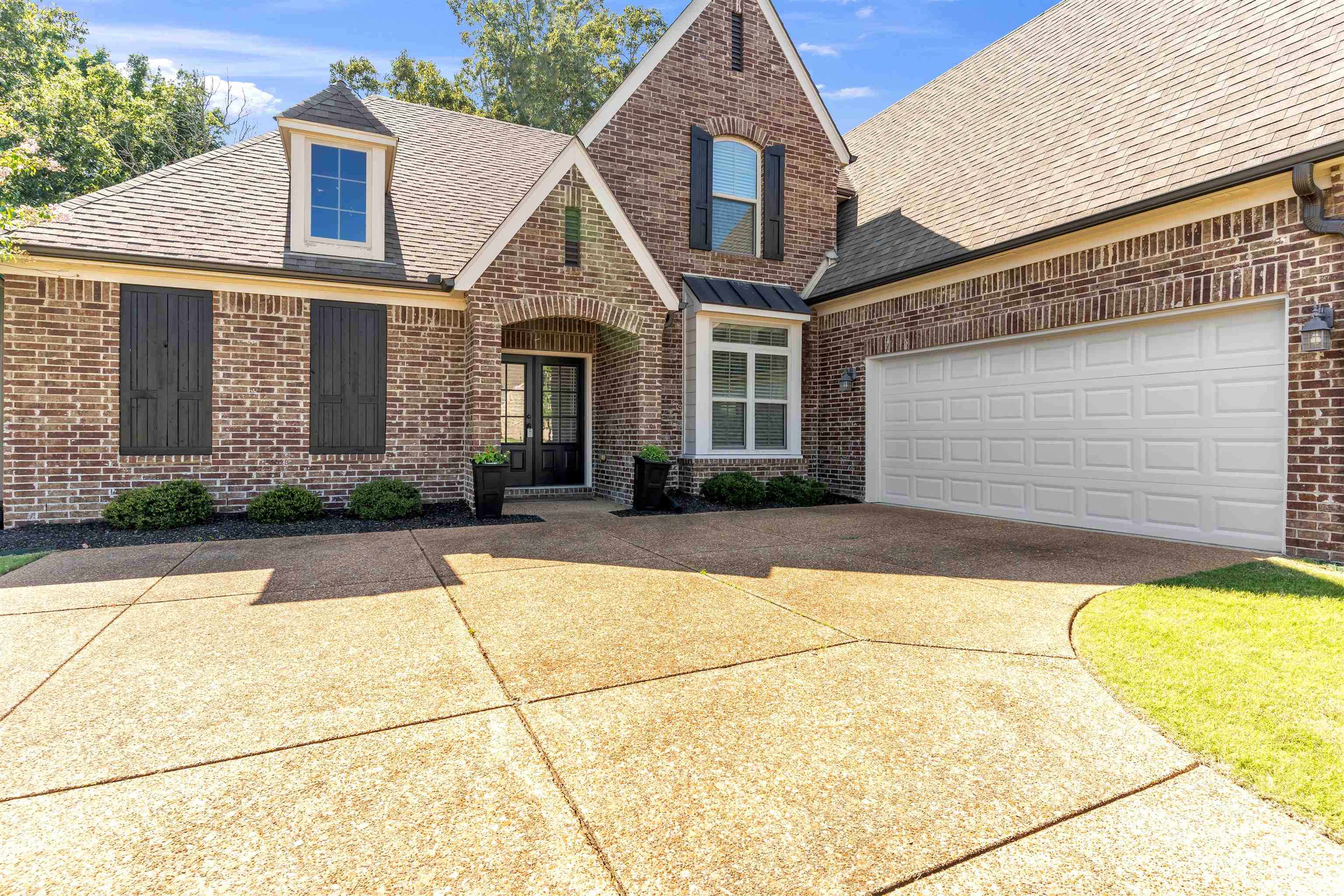 4553 Craddle Hill Dr Property Photo 3
