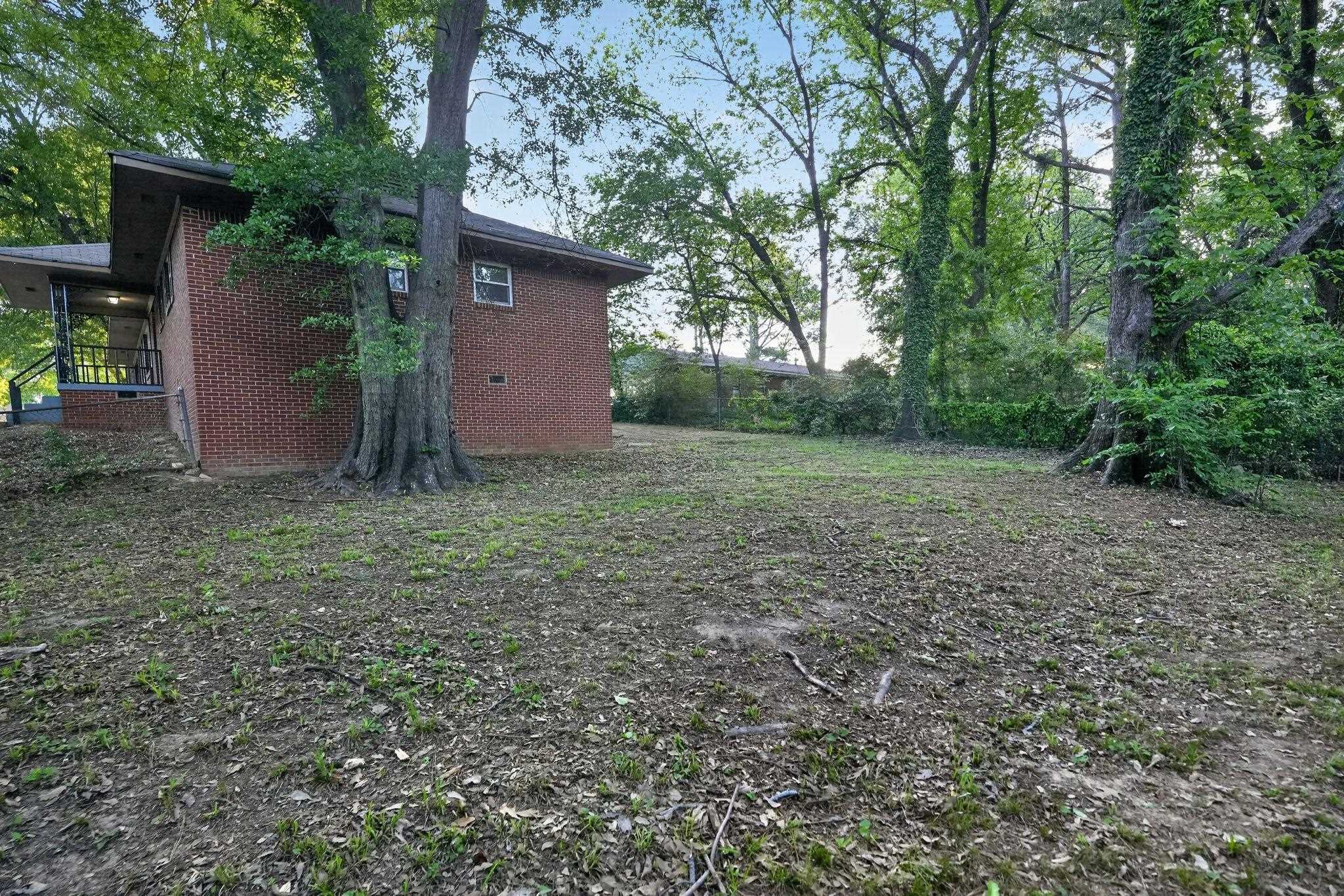 3710 Hermitage Dr Property Photo 2