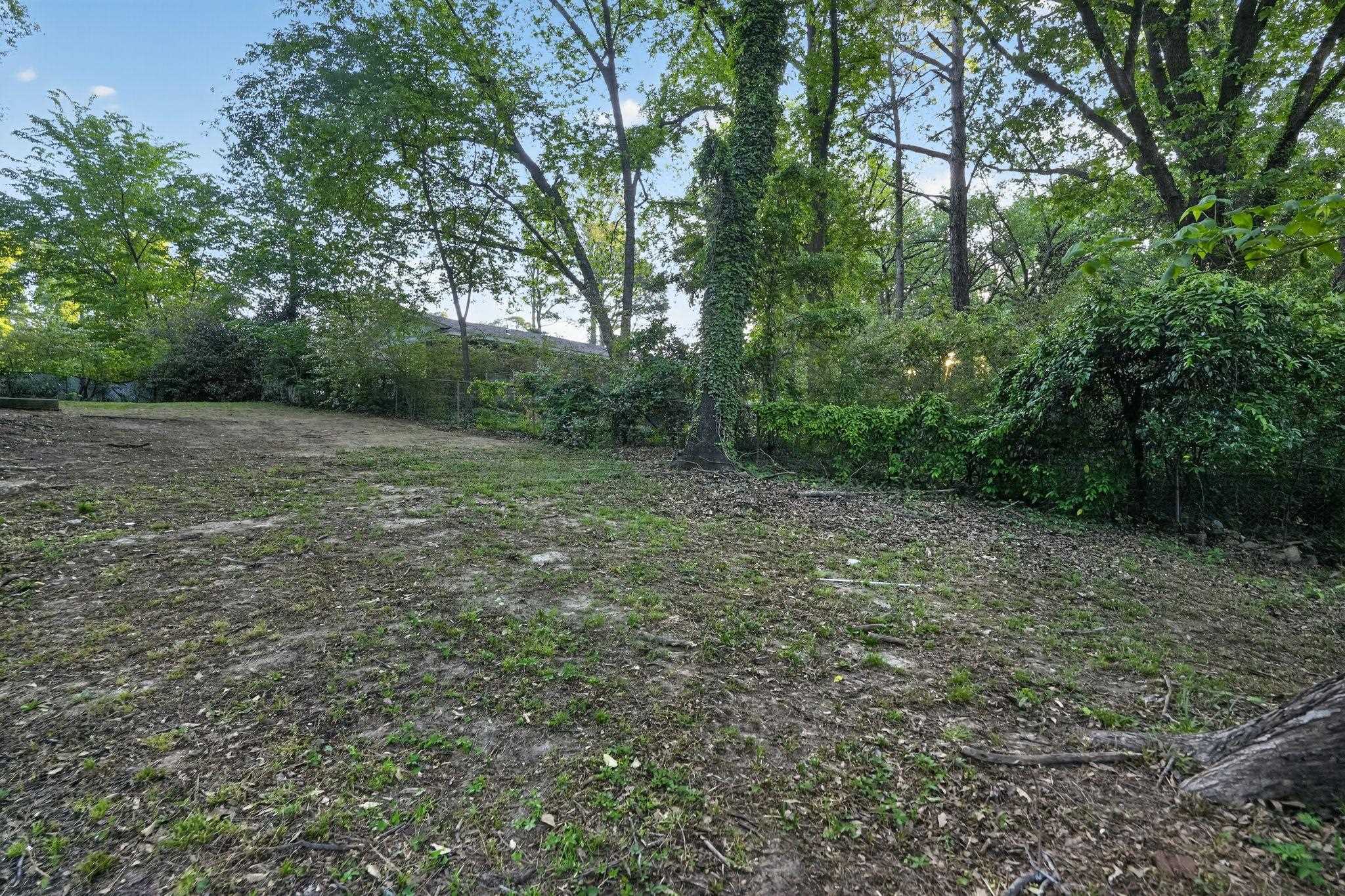 3710 Hermitage Dr Property Photo 4
