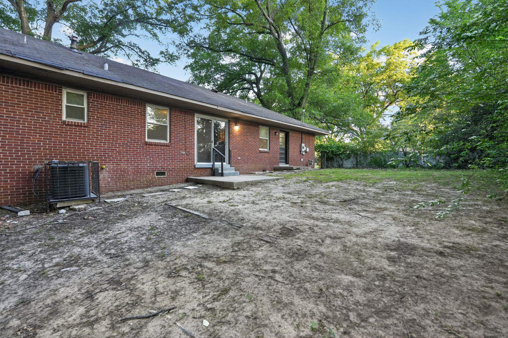 3710 Hermitage Dr Property Photo 7