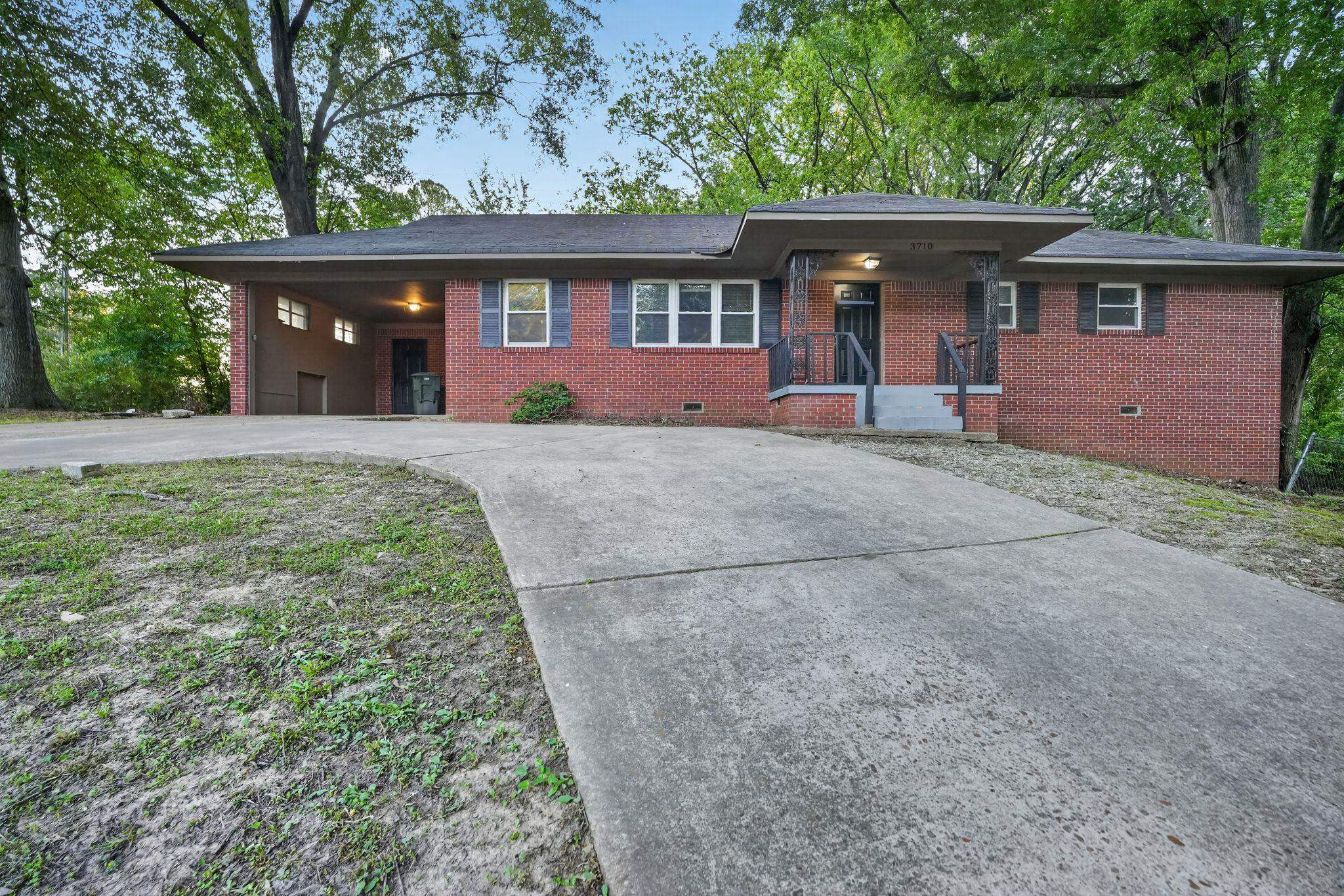 3710 Hermitage Dr Property Photo 8