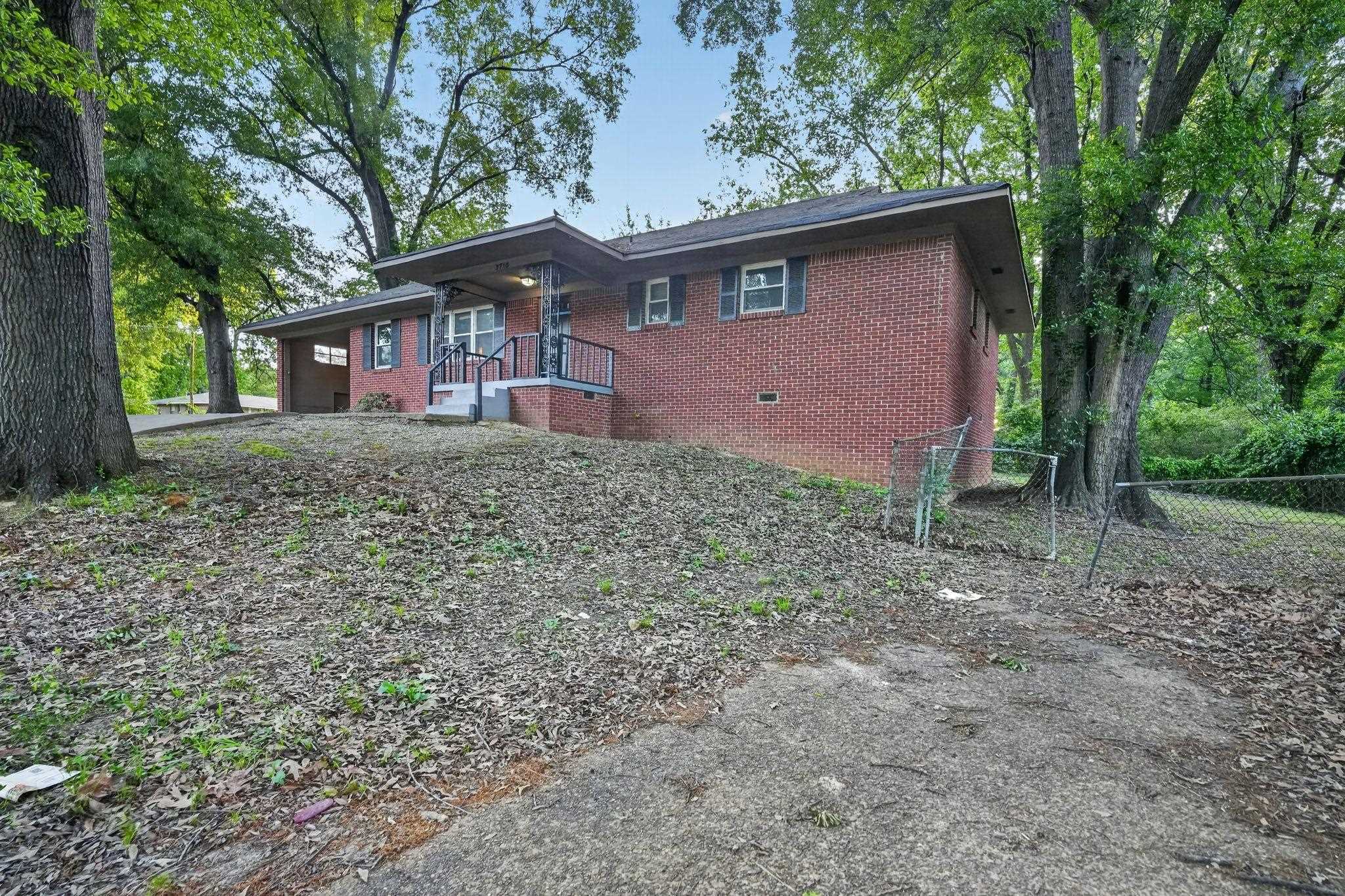 3710 Hermitage Dr Property Photo 9