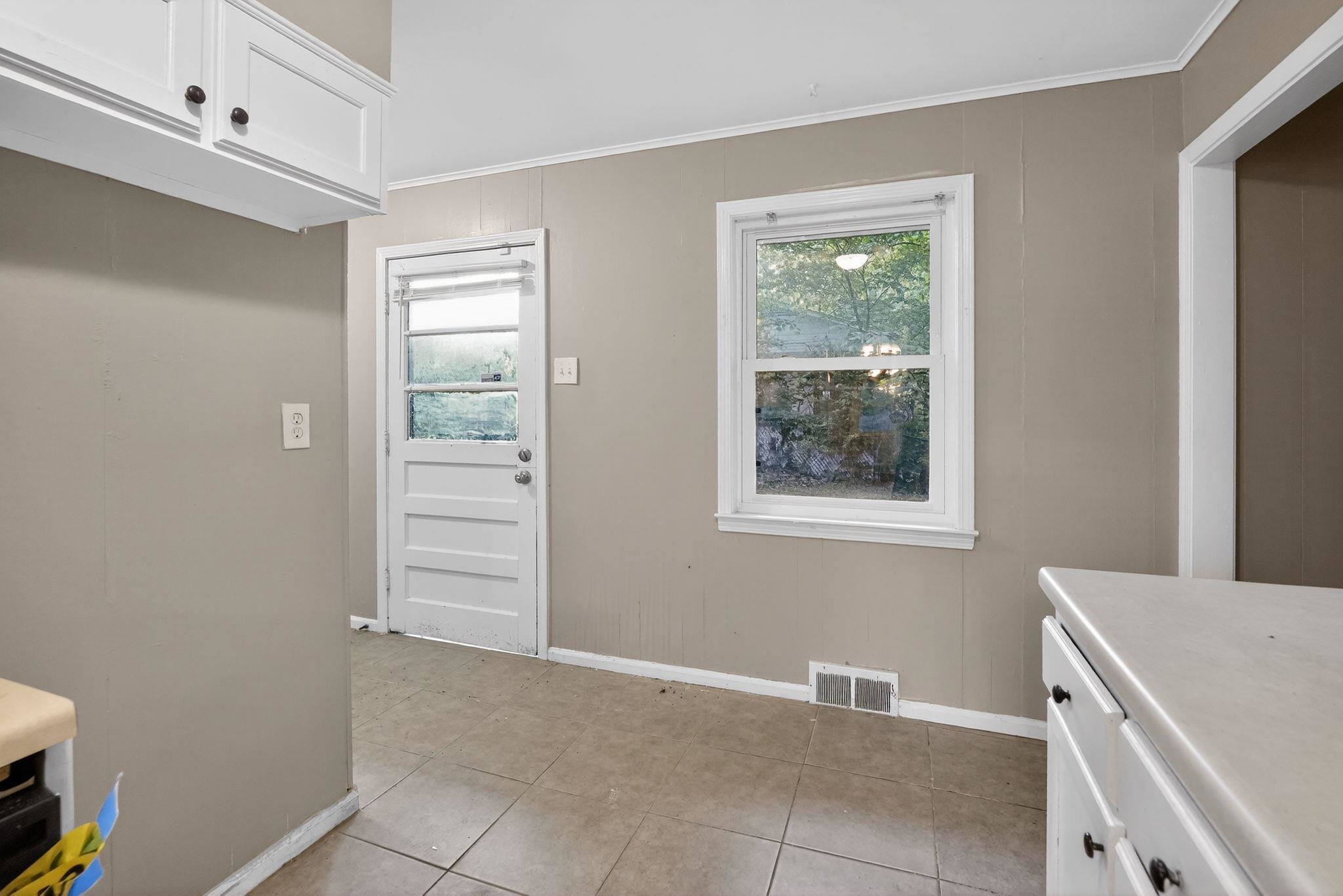 3710 Hermitage Dr Property Photo 31
