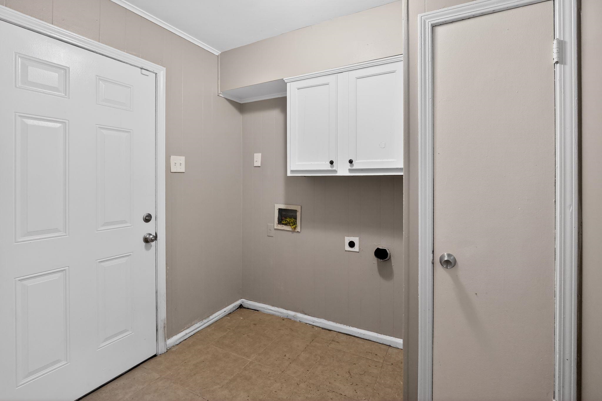 3710 Hermitage Dr Property Photo 33