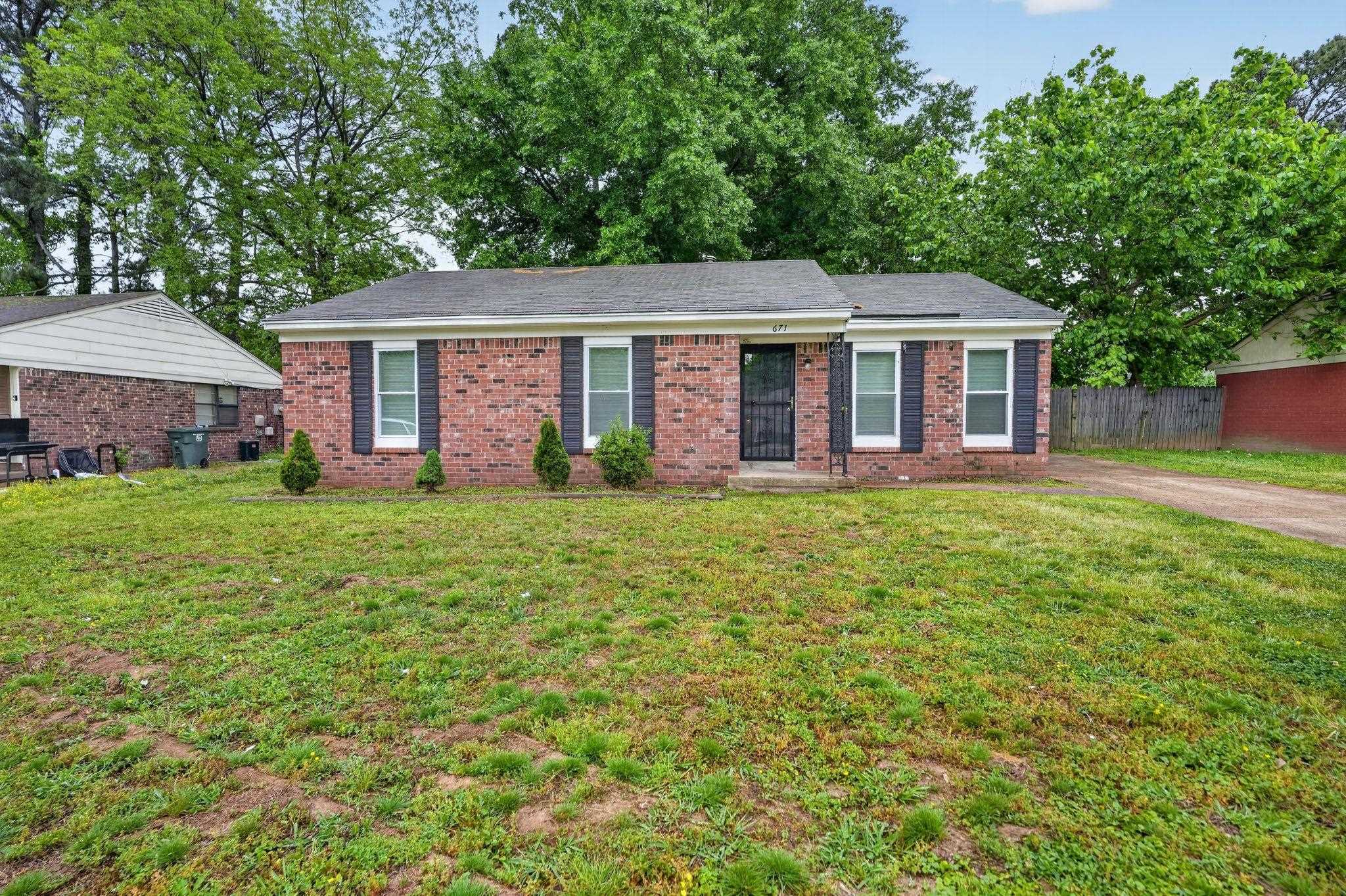 671 Whiteside Cv Property Photo 1