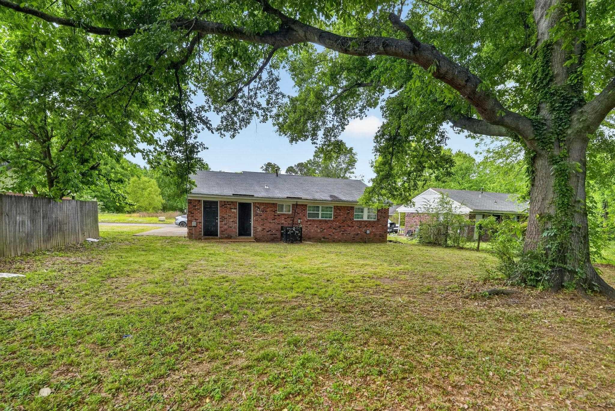 671 Whiteside Cv Property Photo 5