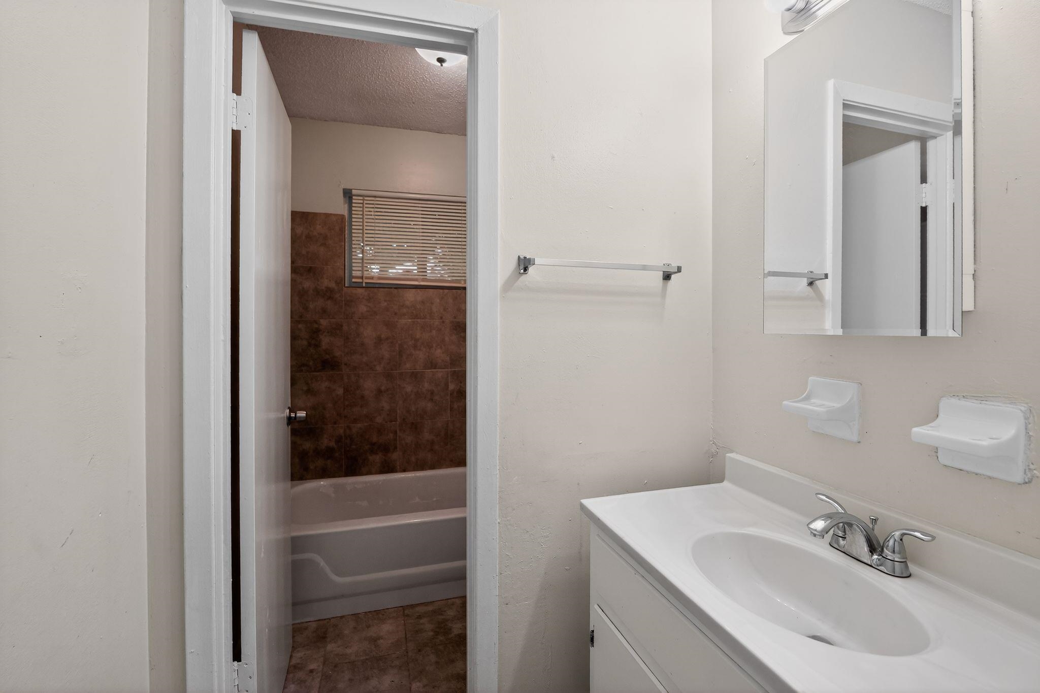 671 Whiteside Cv Property Photo 31