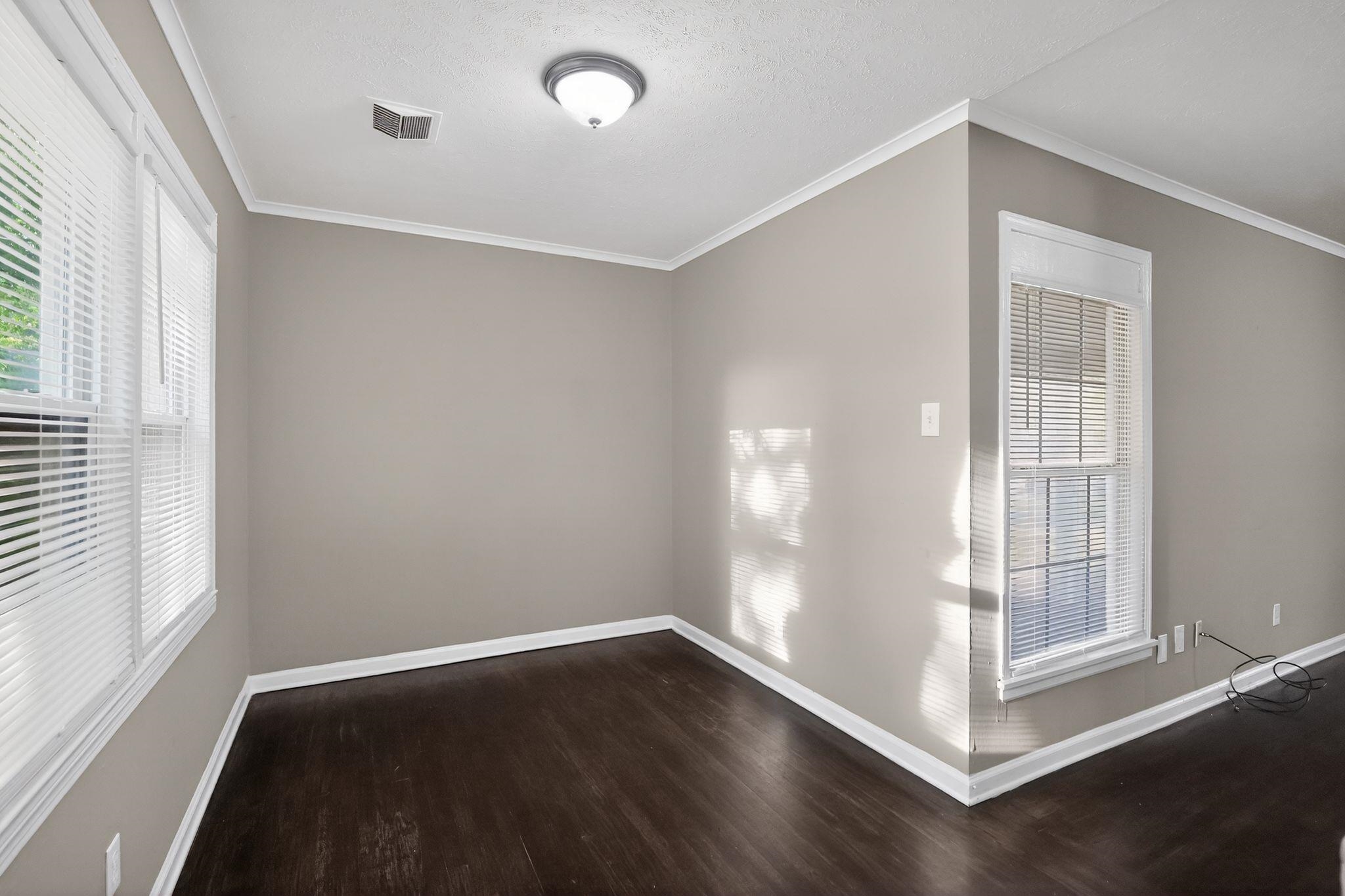 4960 Loch Lomond Dr Property Photo 19